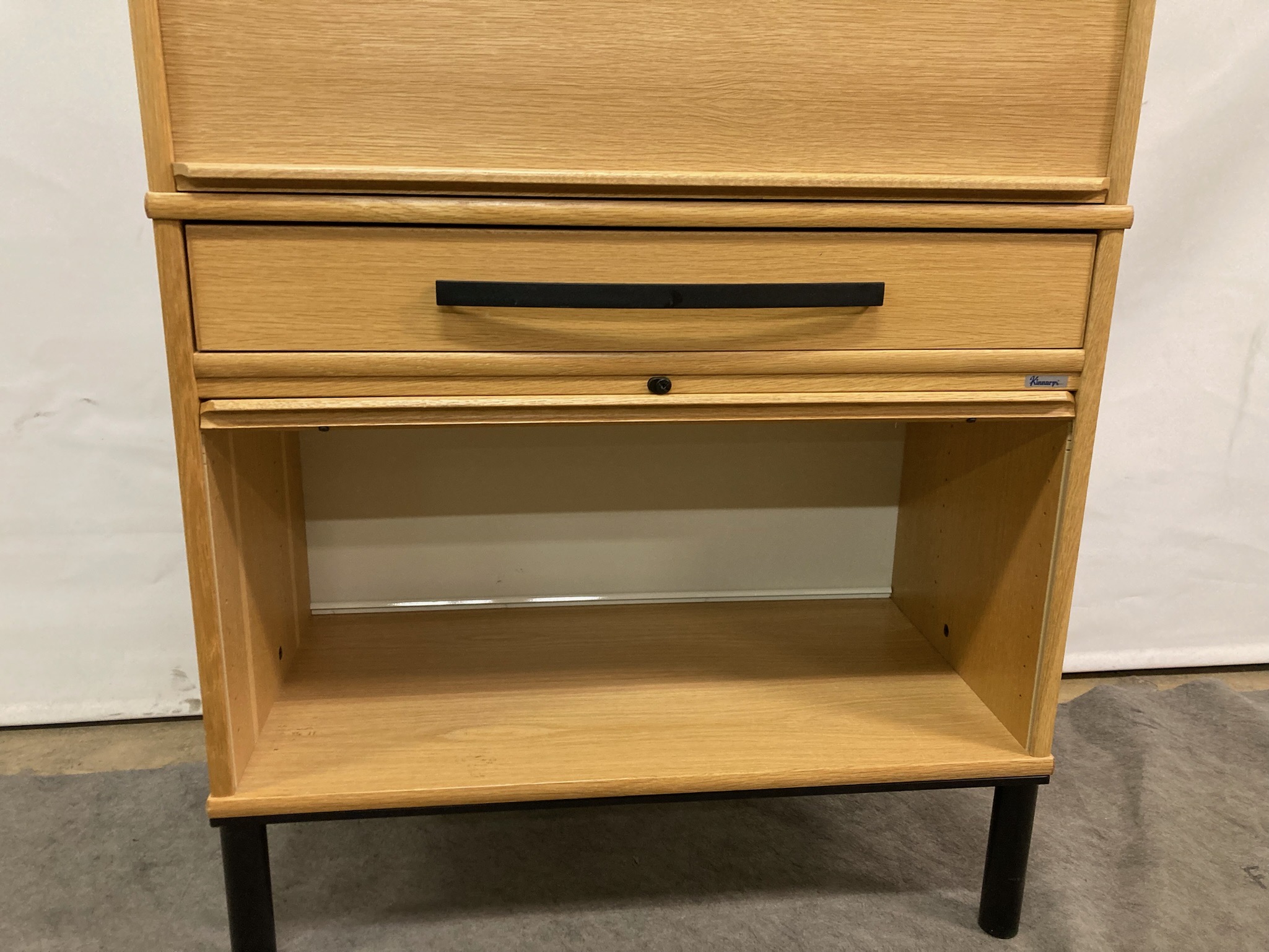 SELT / SOLD Skrifstofuskápur frá Kinnarps 5