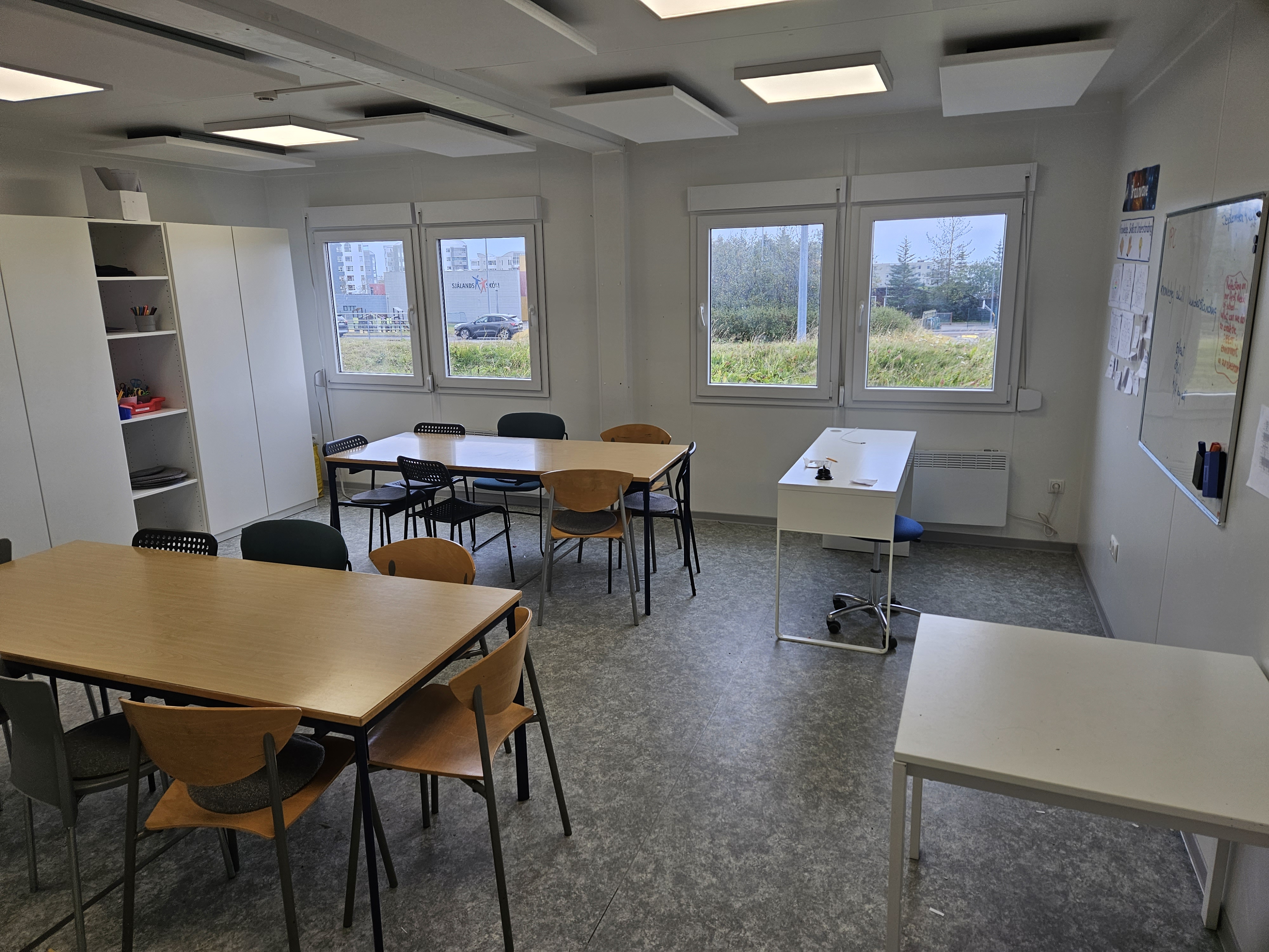 SELT / SOLD Smáhýsi nr. 2 - kaffistofa - mötuneyti - kennslustofa 36 fm 5