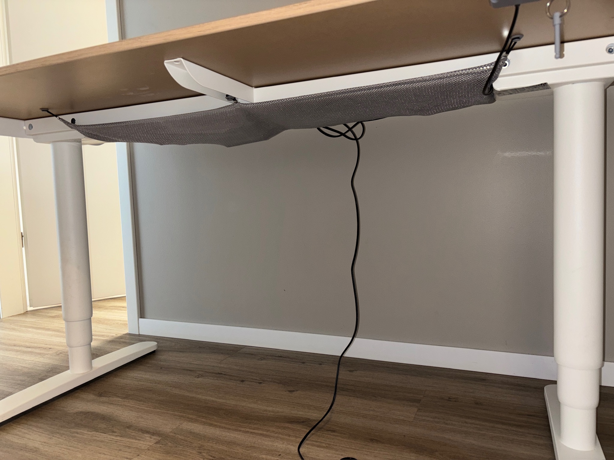 SELT / SOLD IKEA rafmagnsborð, B160xD80sm. 5