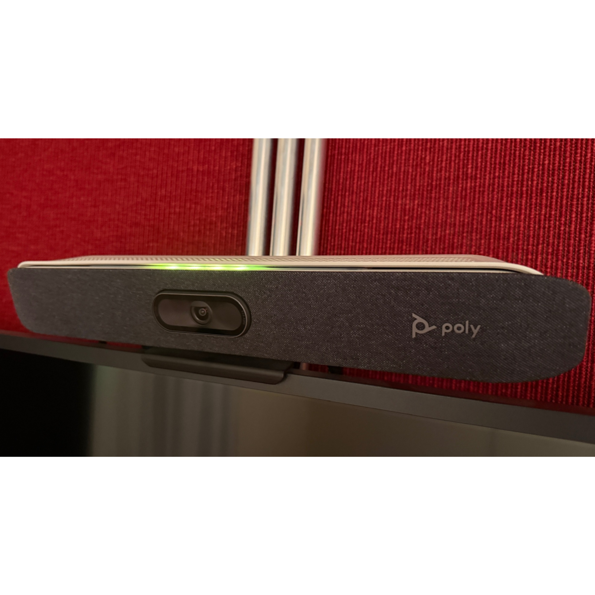 Poly Studio X30 fjarfundabúnaður fyrir Teams, Zoom og USB 2
