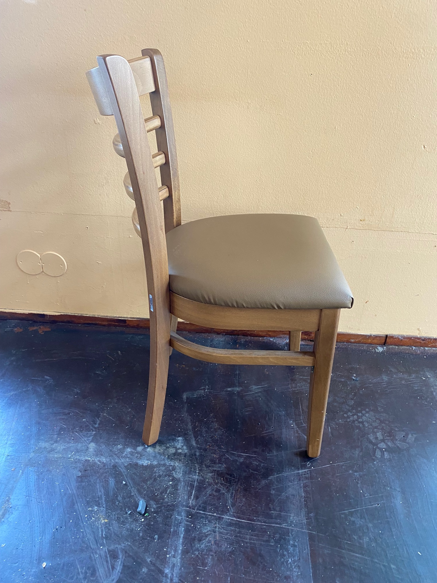 SELT / SOLD Eldhússtólar 2