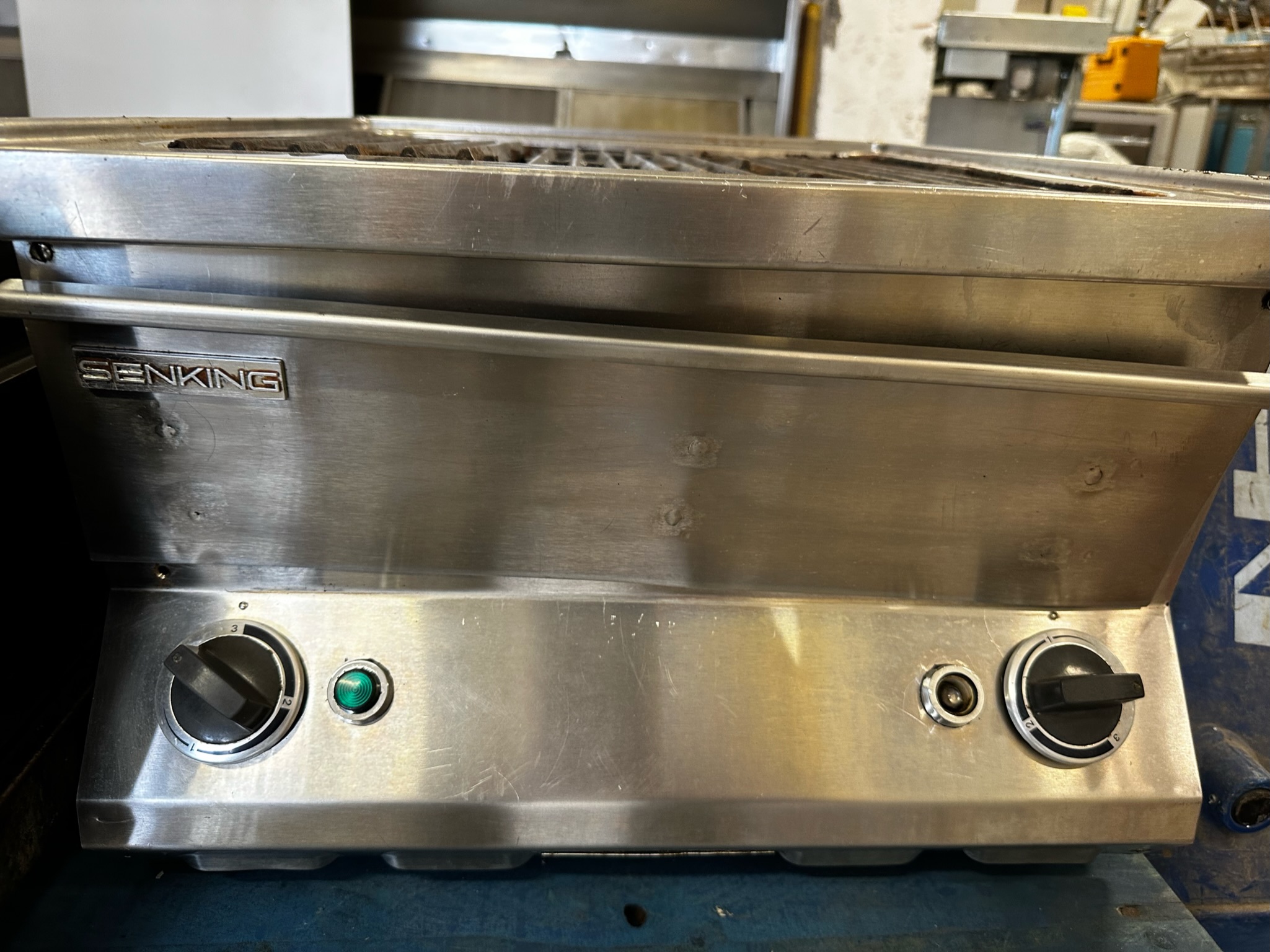 SELT / SOLD Senking grill 6