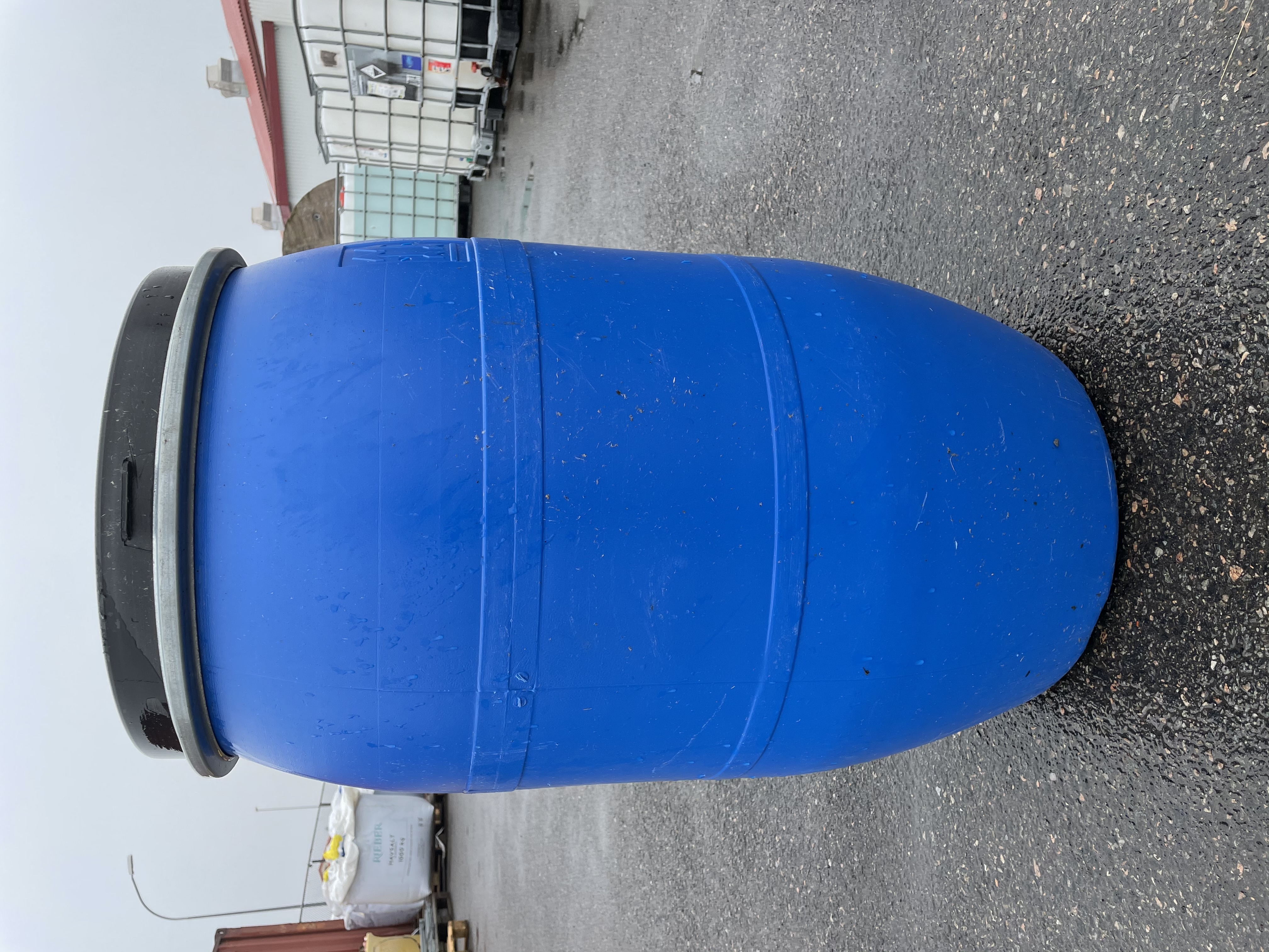 SELT / SOLD - Plasttunna - plasttunnur 120 l lítra - gráslepputunnur 2