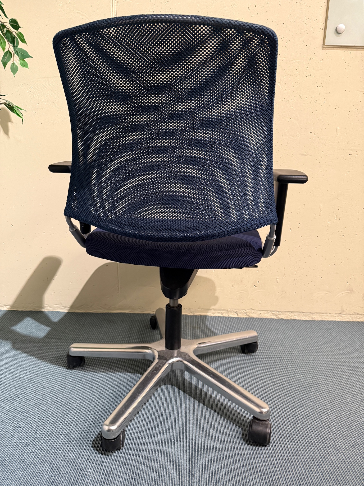 SELT / SOLD Faxi skrifborðsstóll frá Á. Guðmundsson 7