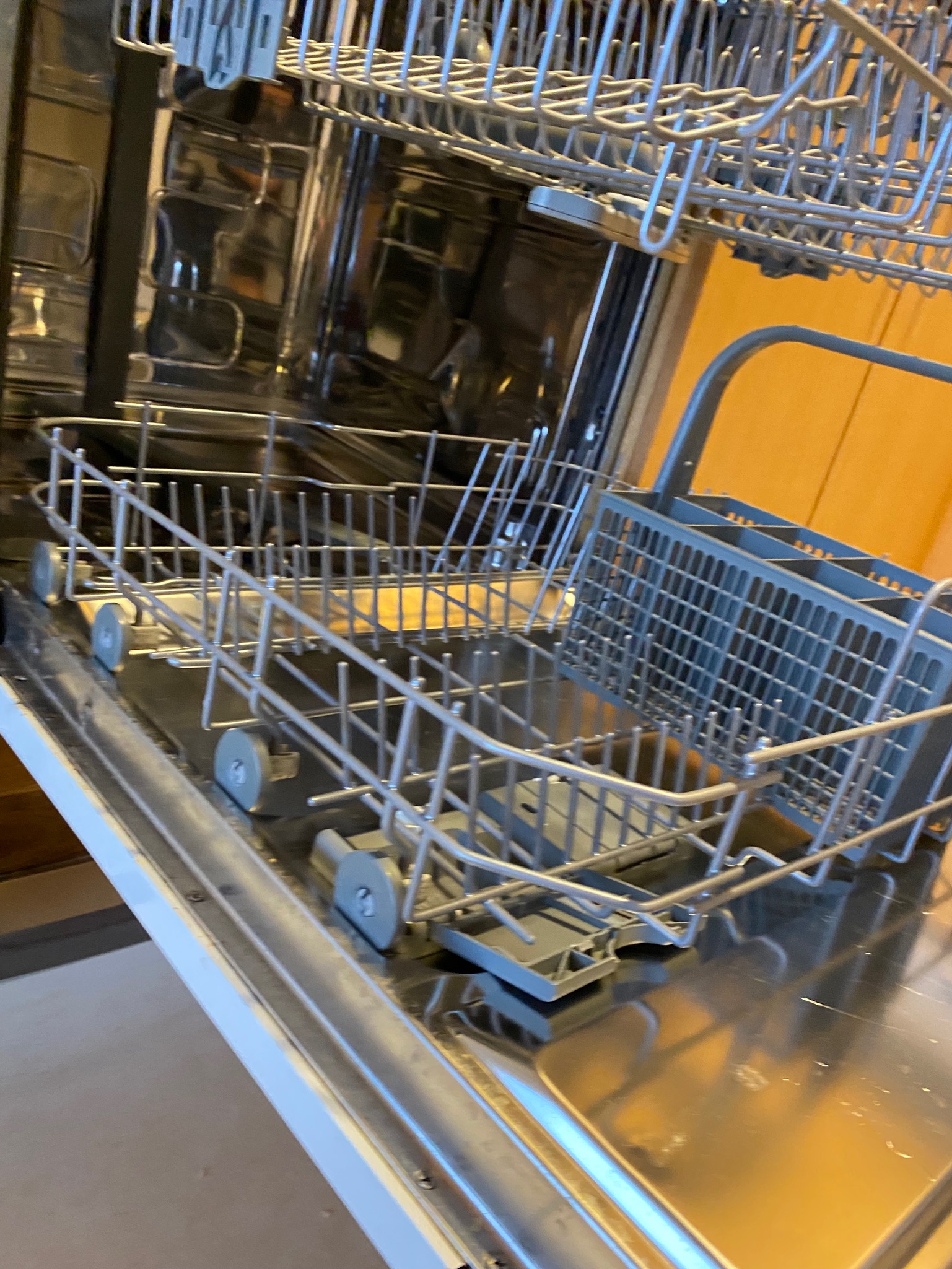 SELT / SOLD - Electrolux uppþvottavél 60 sm 6
