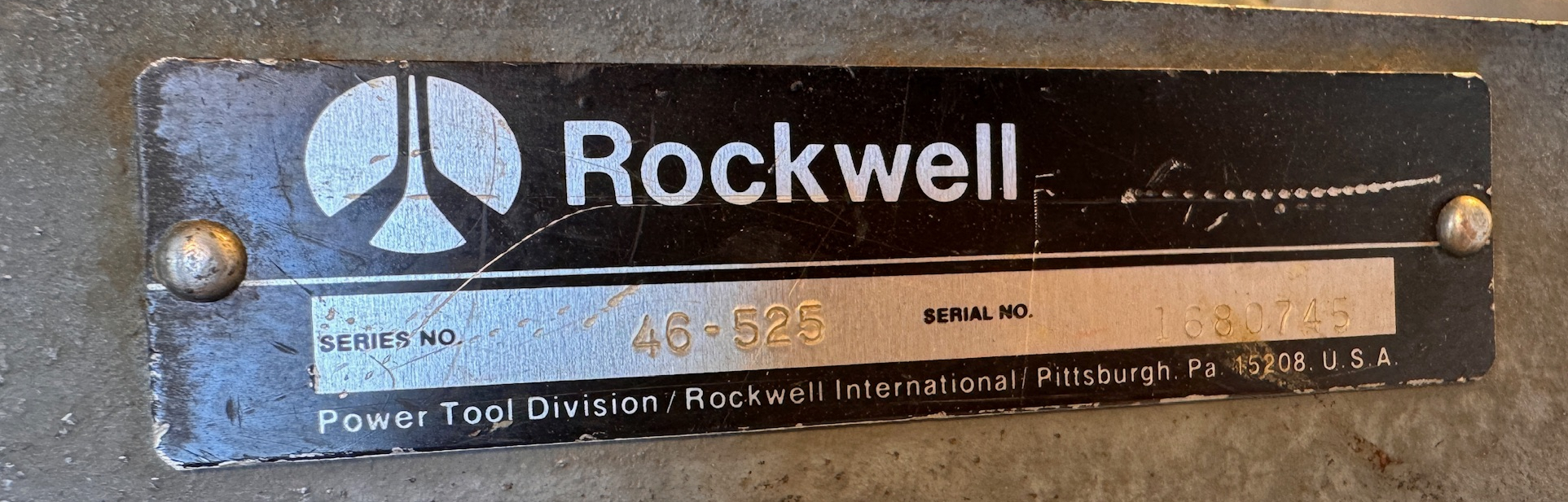 SELT / SOLD Rockwell rennibekkur 10