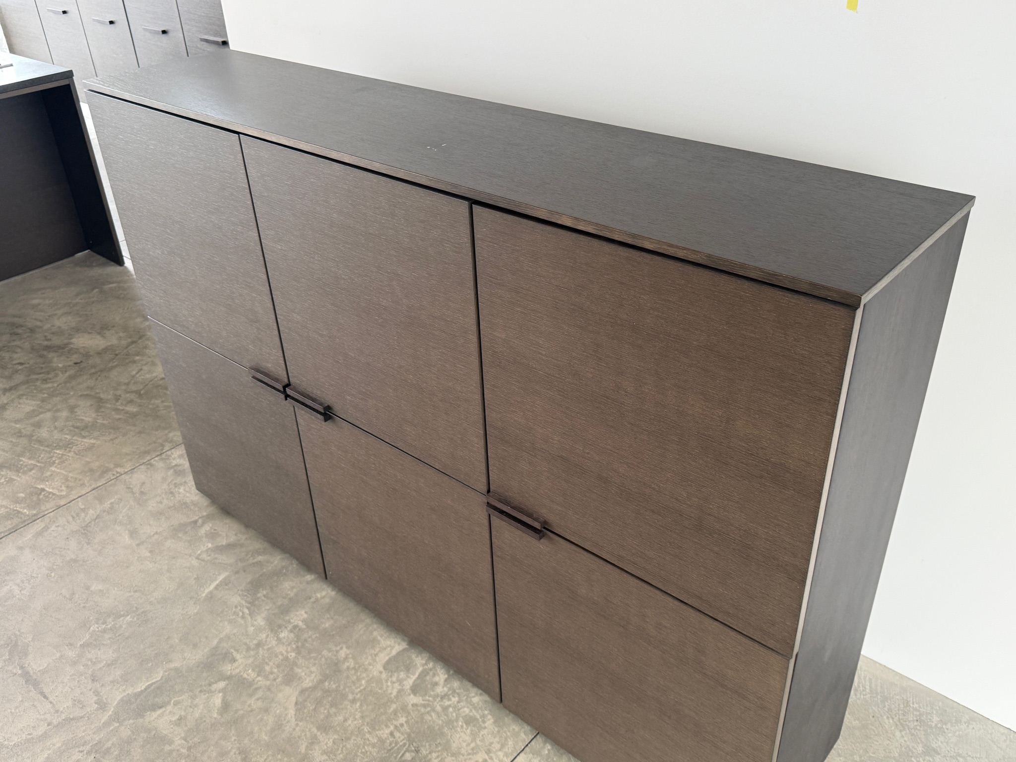 SELT / SOLD Tisettanta kommóða - sérsmíðað á Ítalíu - B187 x D40 x H126 sm. 3