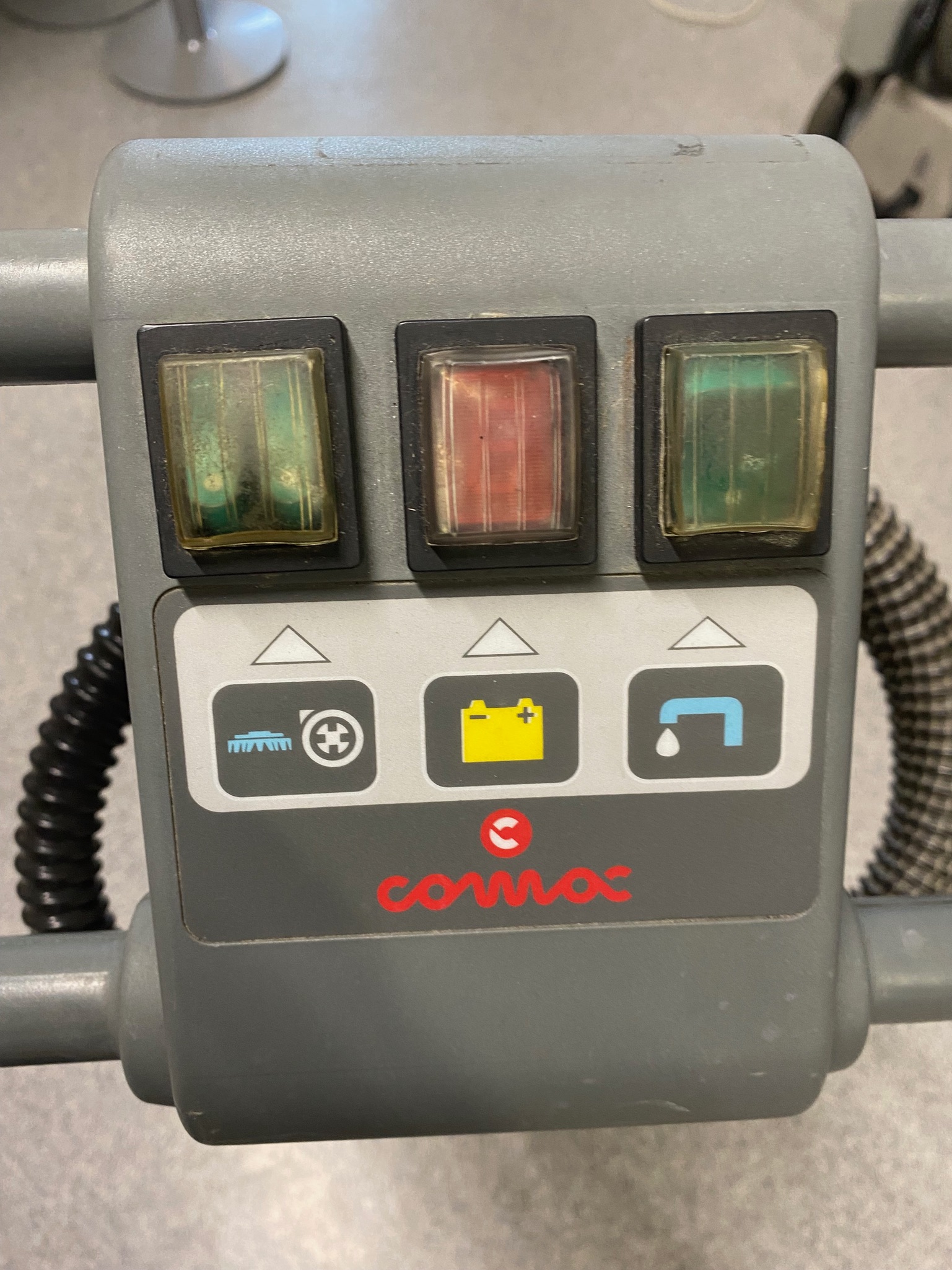 SELT / SOLD Comac þrifvél 5