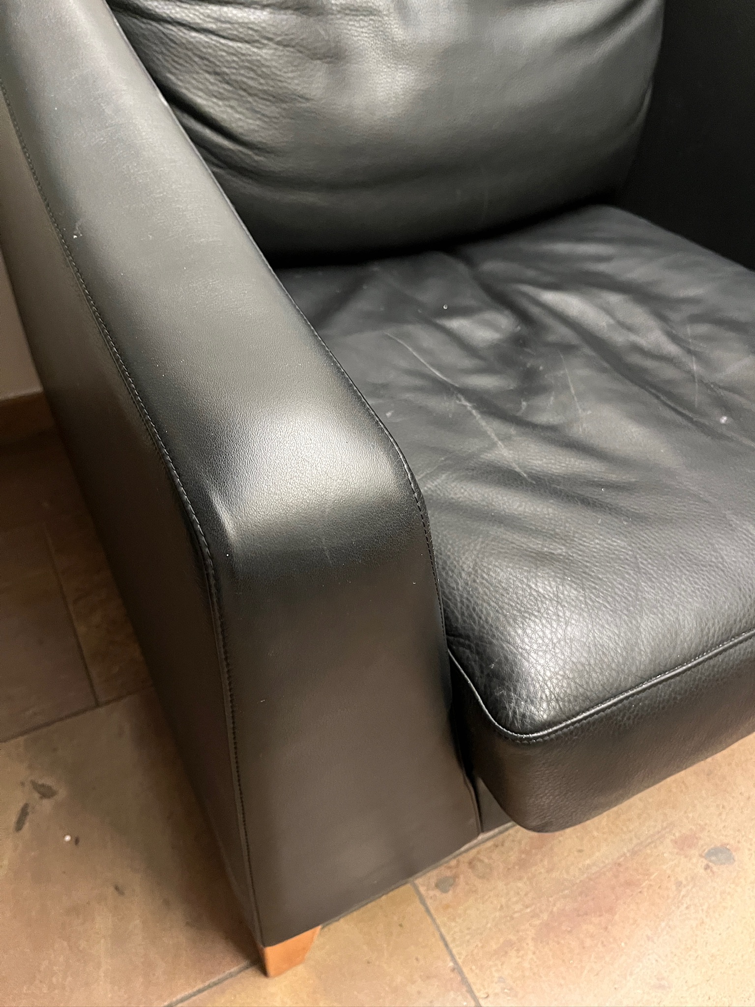 SELT / SOLD Hönnunarstóll - Fredericia Danmark leðurarmstóll - handsmíðaður 3
