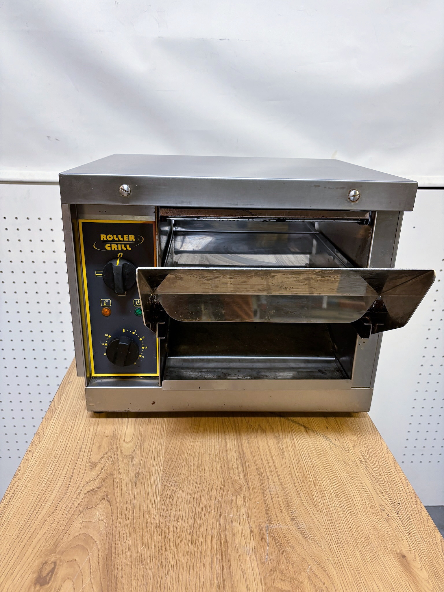Roller Grill færibandaofn 2