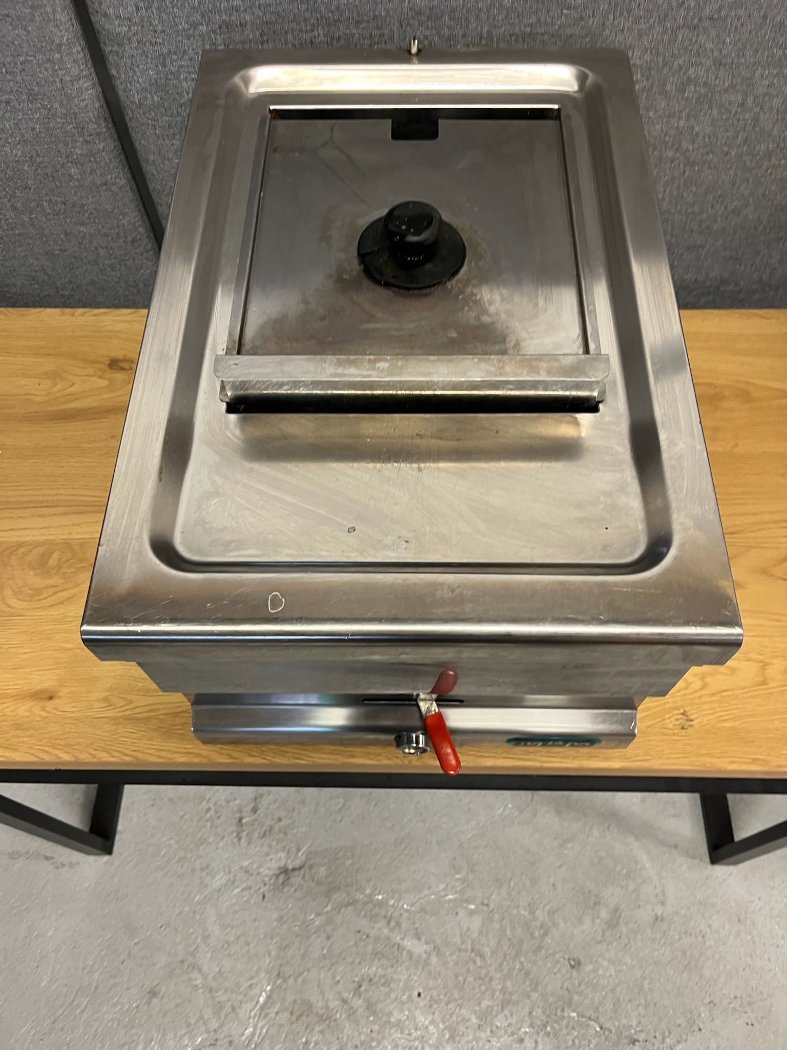 SELT / SOLD MBM djúpsteikingarpottur 2