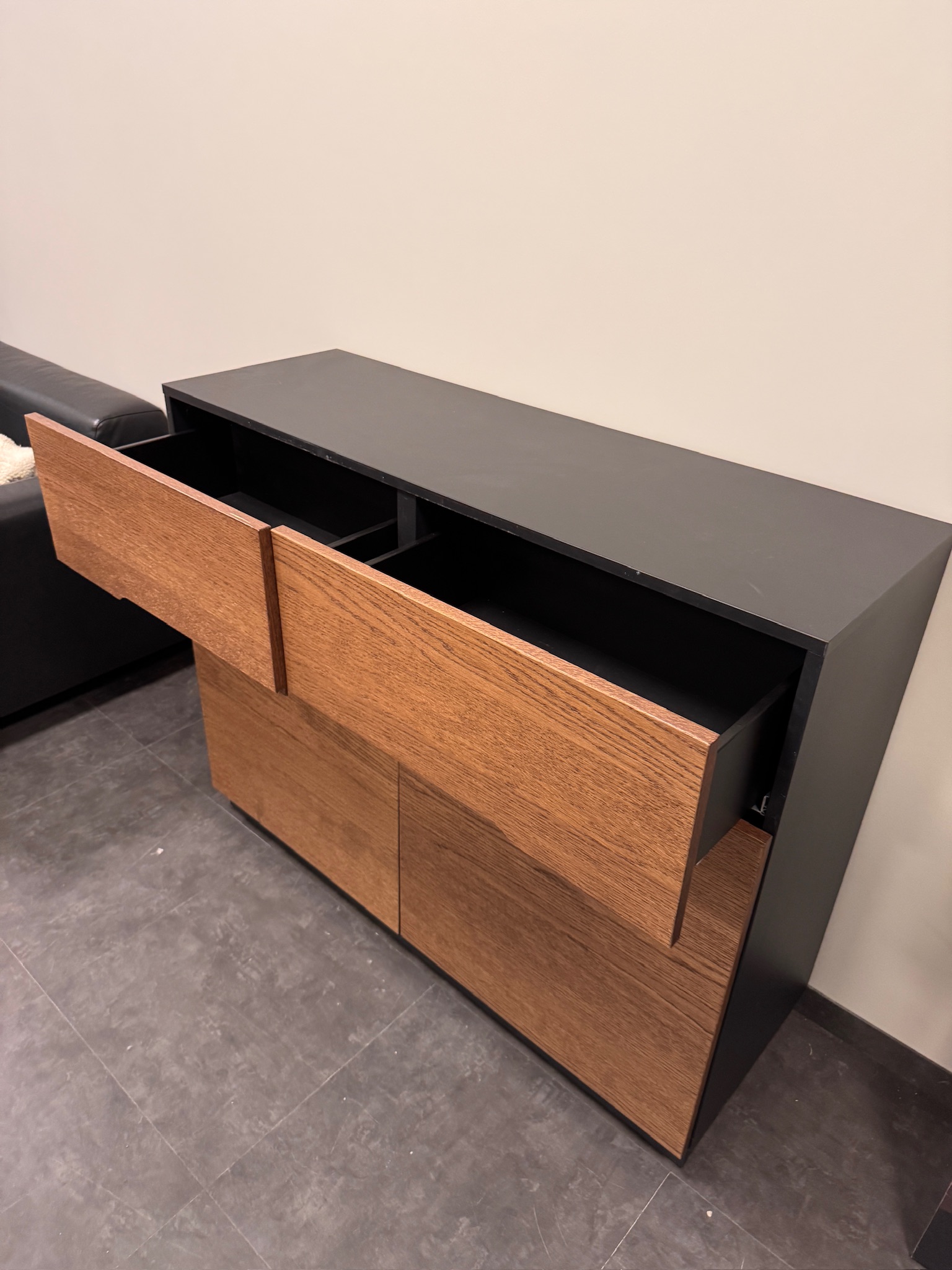 SELT / SOLD IKEA skenkur, B120xD41xH97sm. 3