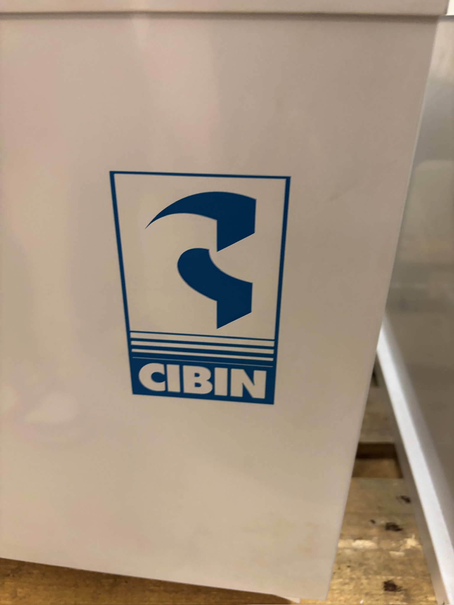 SELT / SOLD Cibin kælikerfi R-404A 8