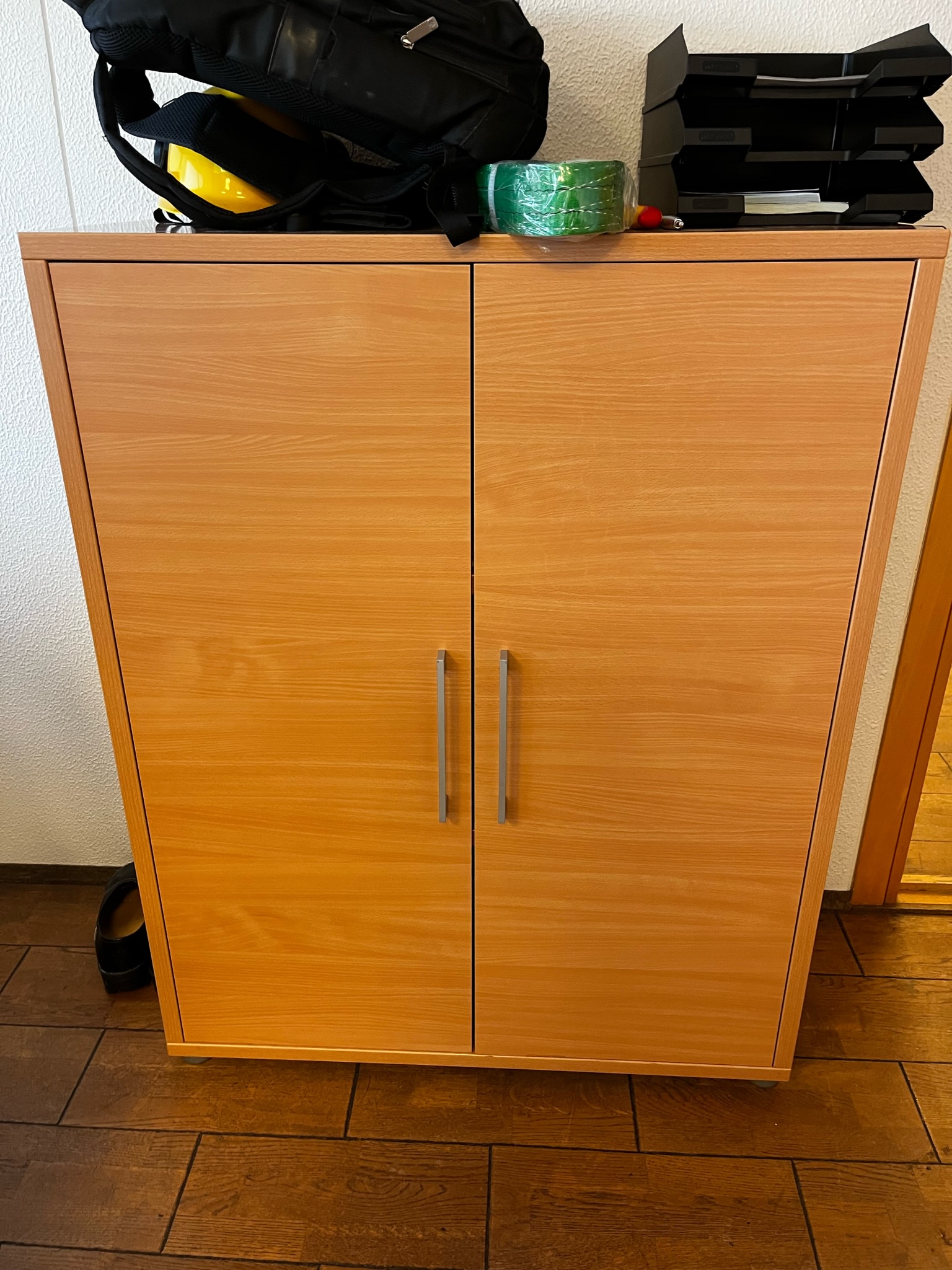 SELT / SOLD Skrifstofuskápur H113sm. x B90sm. - 3 stk til.
