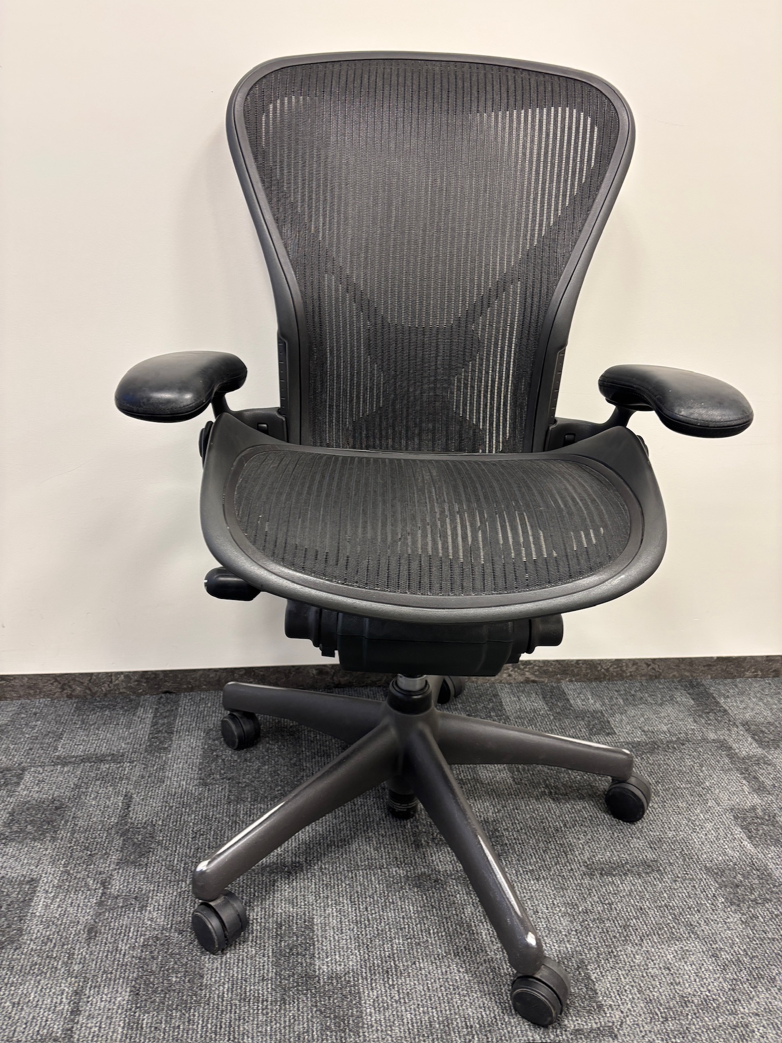SELT / SOLD Herman Miller Aeron, B stærð 2