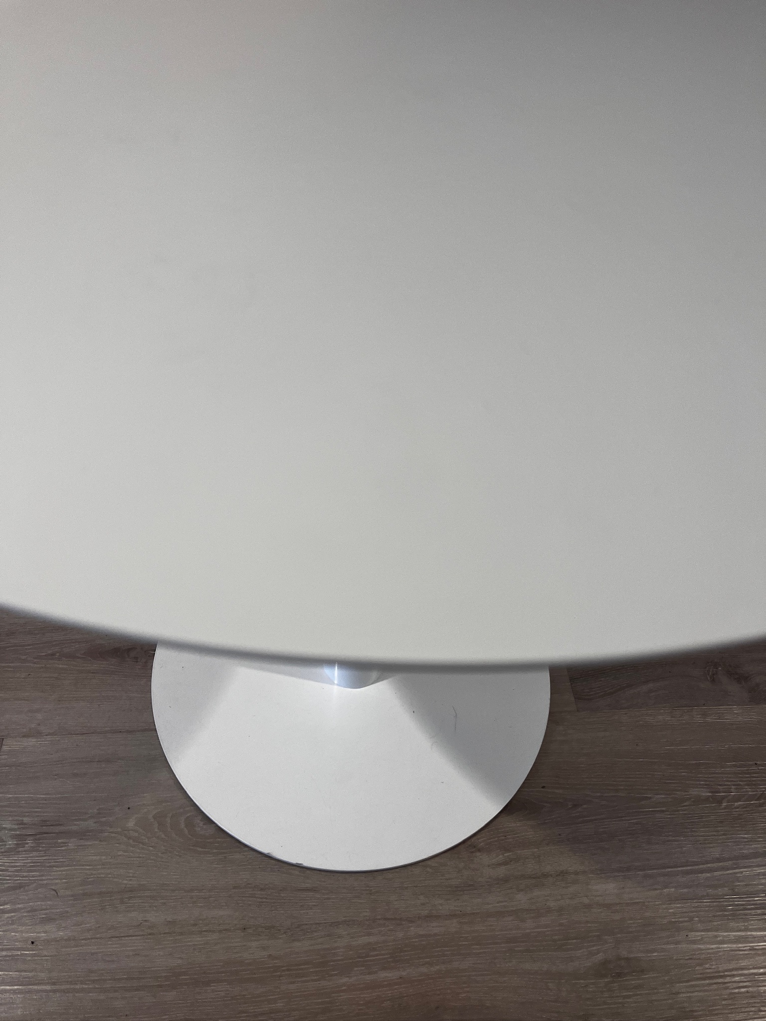 SELT / SOLD - Flott hringborð, Mál: B79 x H73 sm. 4