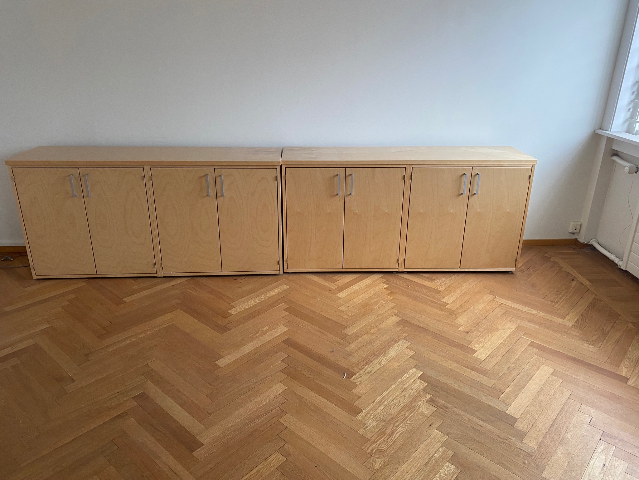 SELT / SOLD Skrifstofuskápar m.toppplötu 2