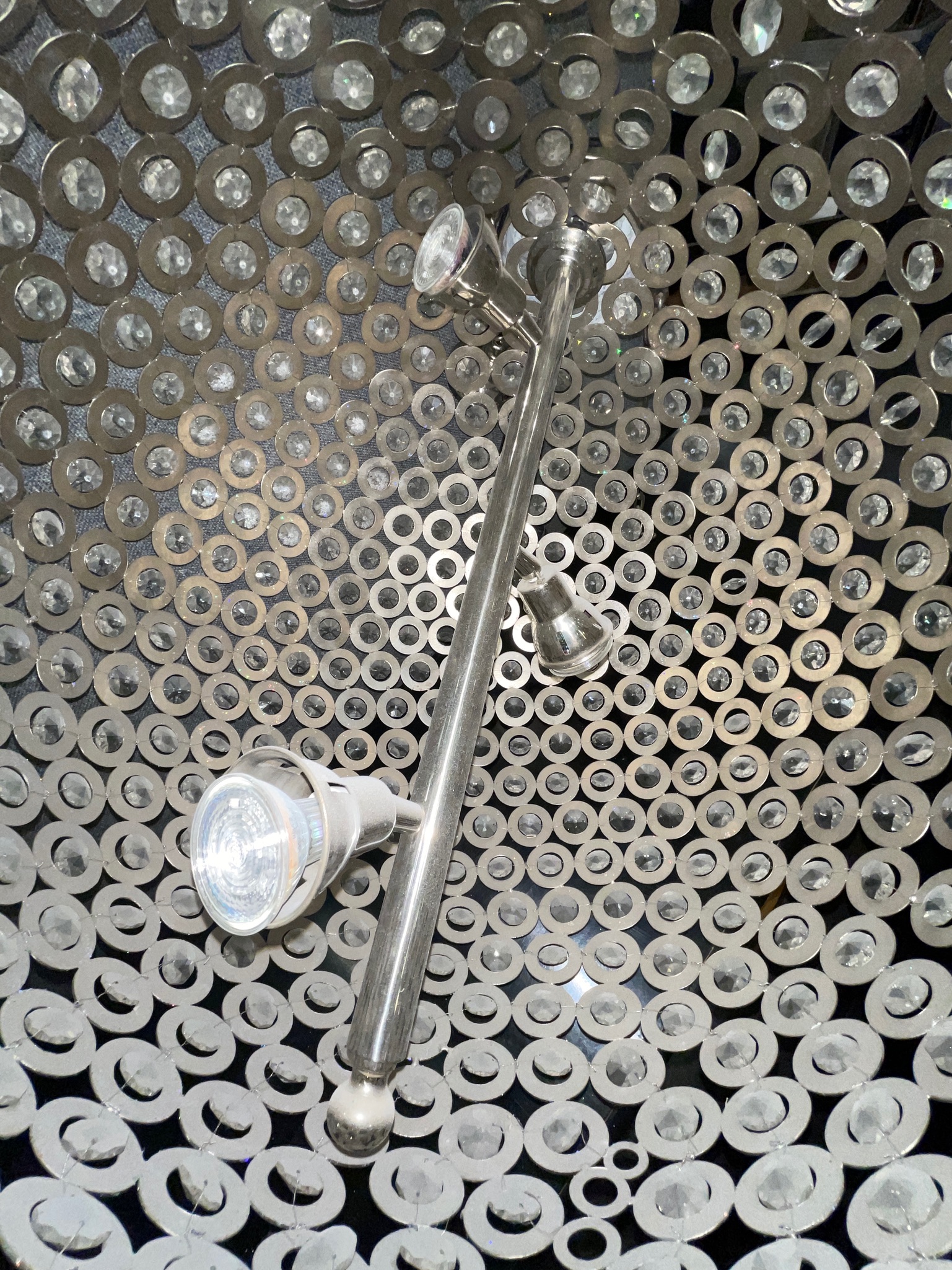 SELT - Geggjuð Diamond ljósakróna 60 sm 4