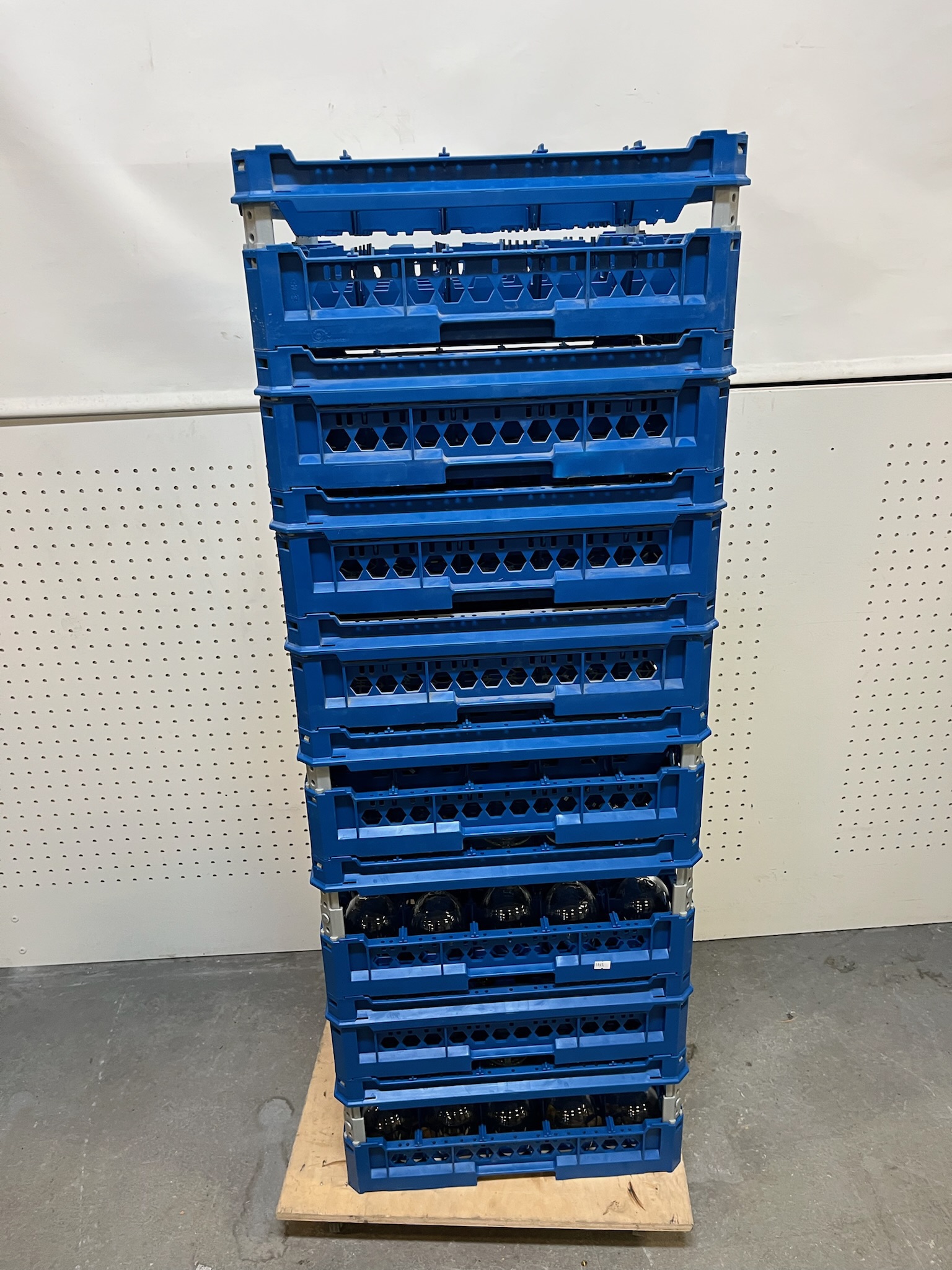 SELT / SOLD Uppþvottagrindur L50 x B50 sm 2