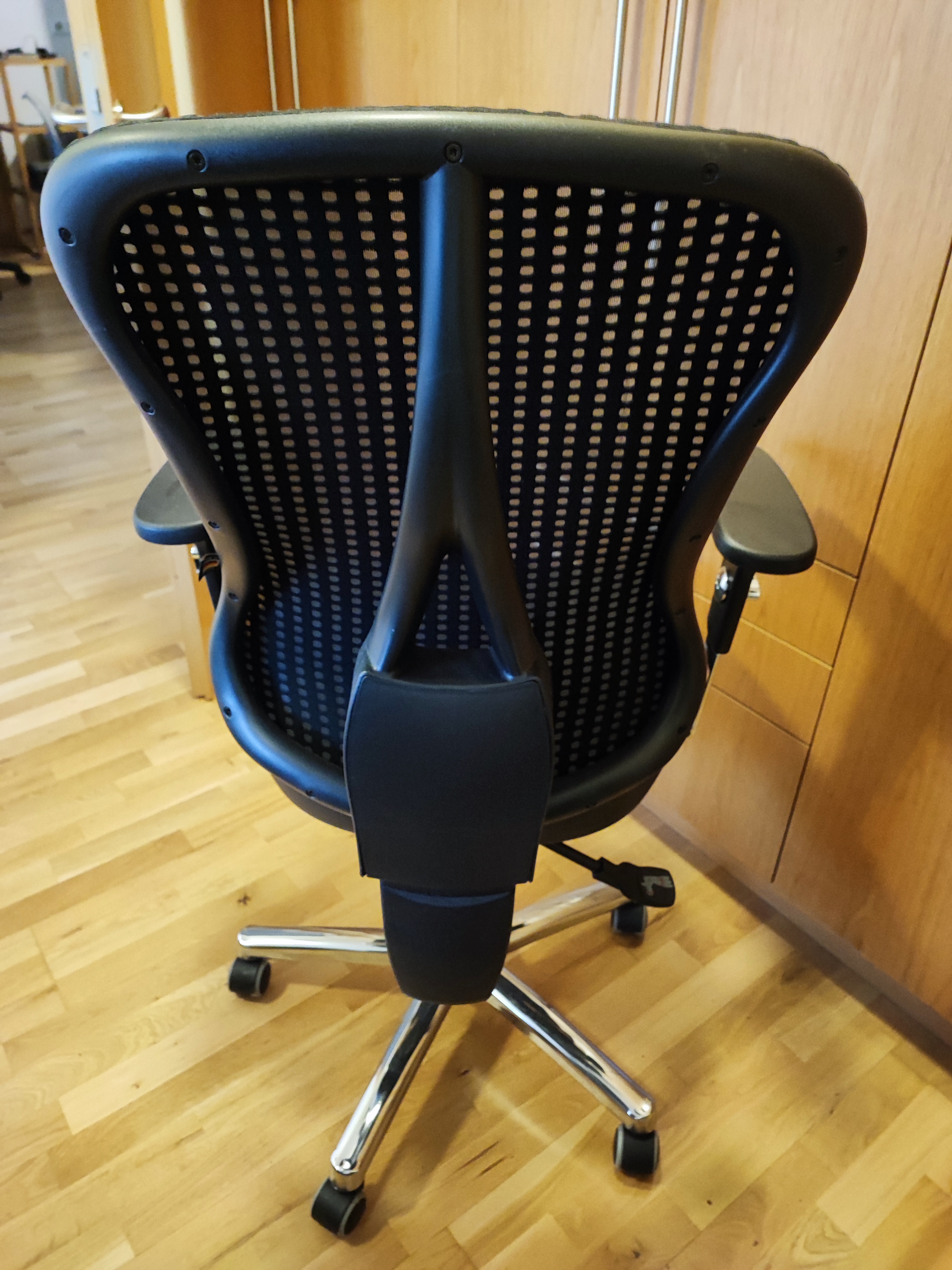 SELT / SOLD Topstar P90 skrifstofustóll með netabaki frá Hirzlunni (2 stk.) 6
