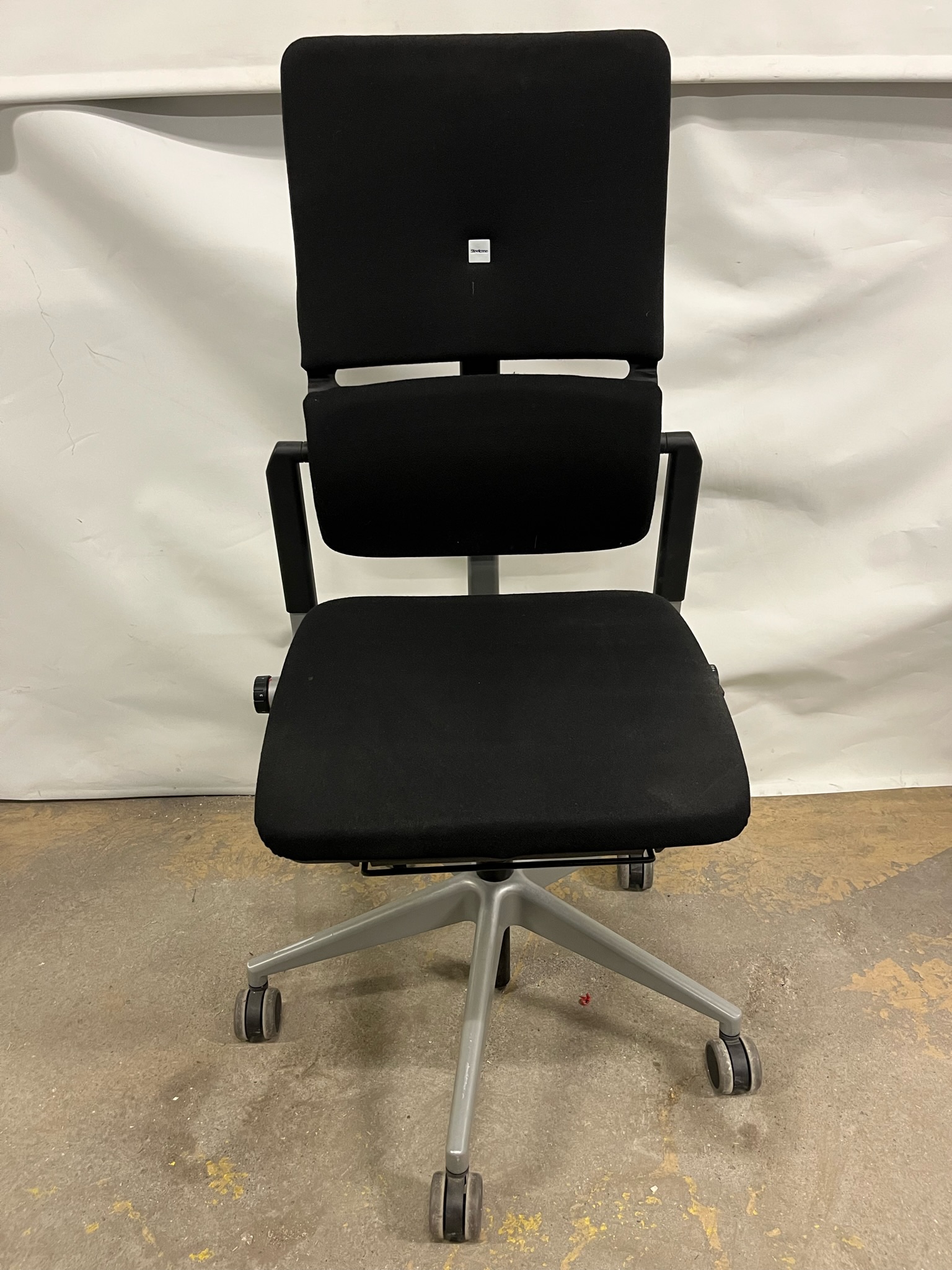 SELT / SOLD Steelcase skrifstofustóll