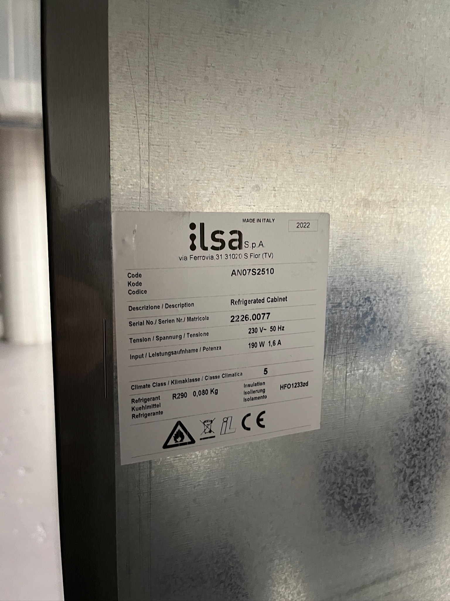 SELT / SOLD - Ilsa kæliskápur (2022) 7
