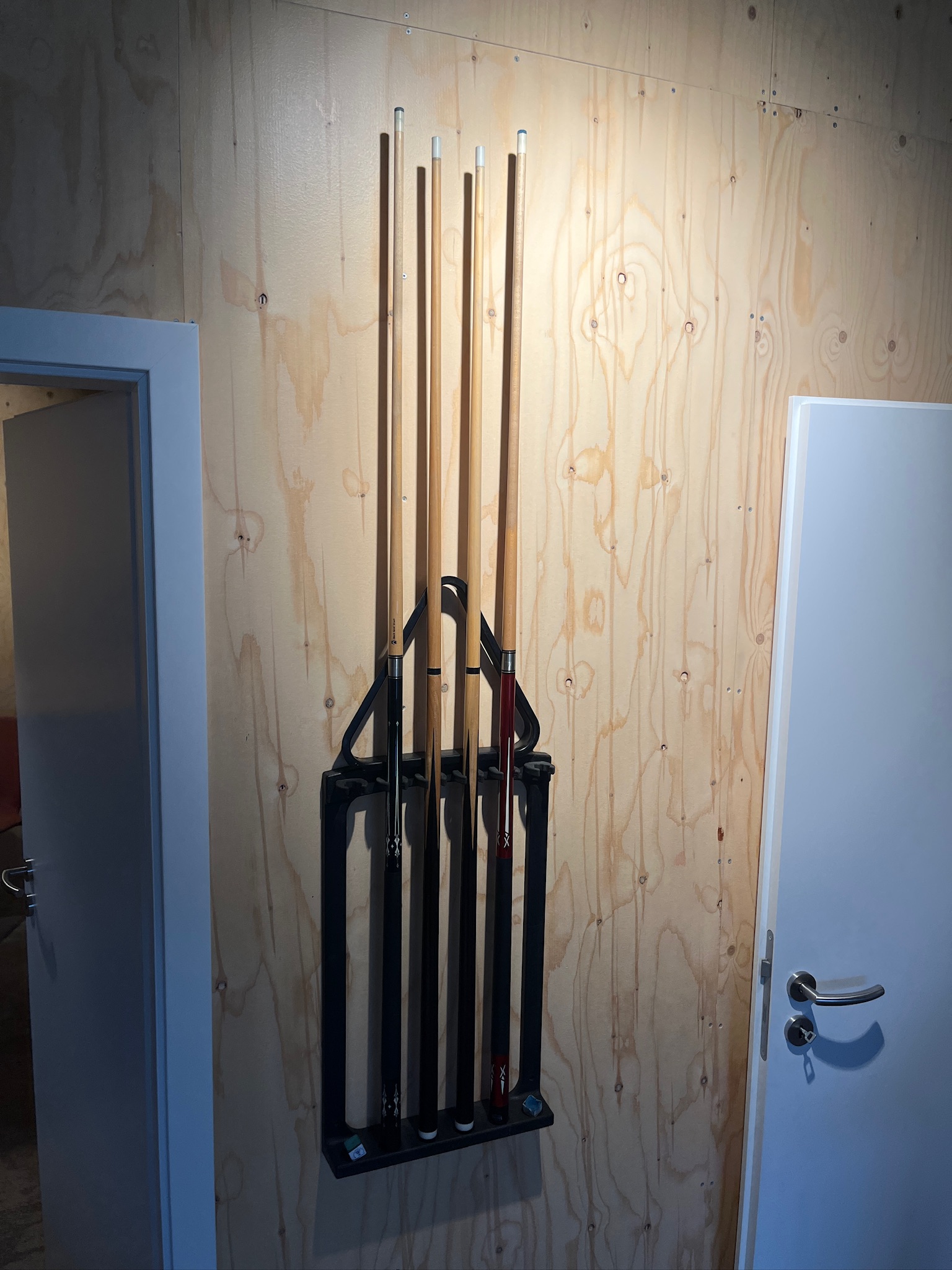 SELT / SOLD Flott Buffalo poolborð ásamt kjuðum 10