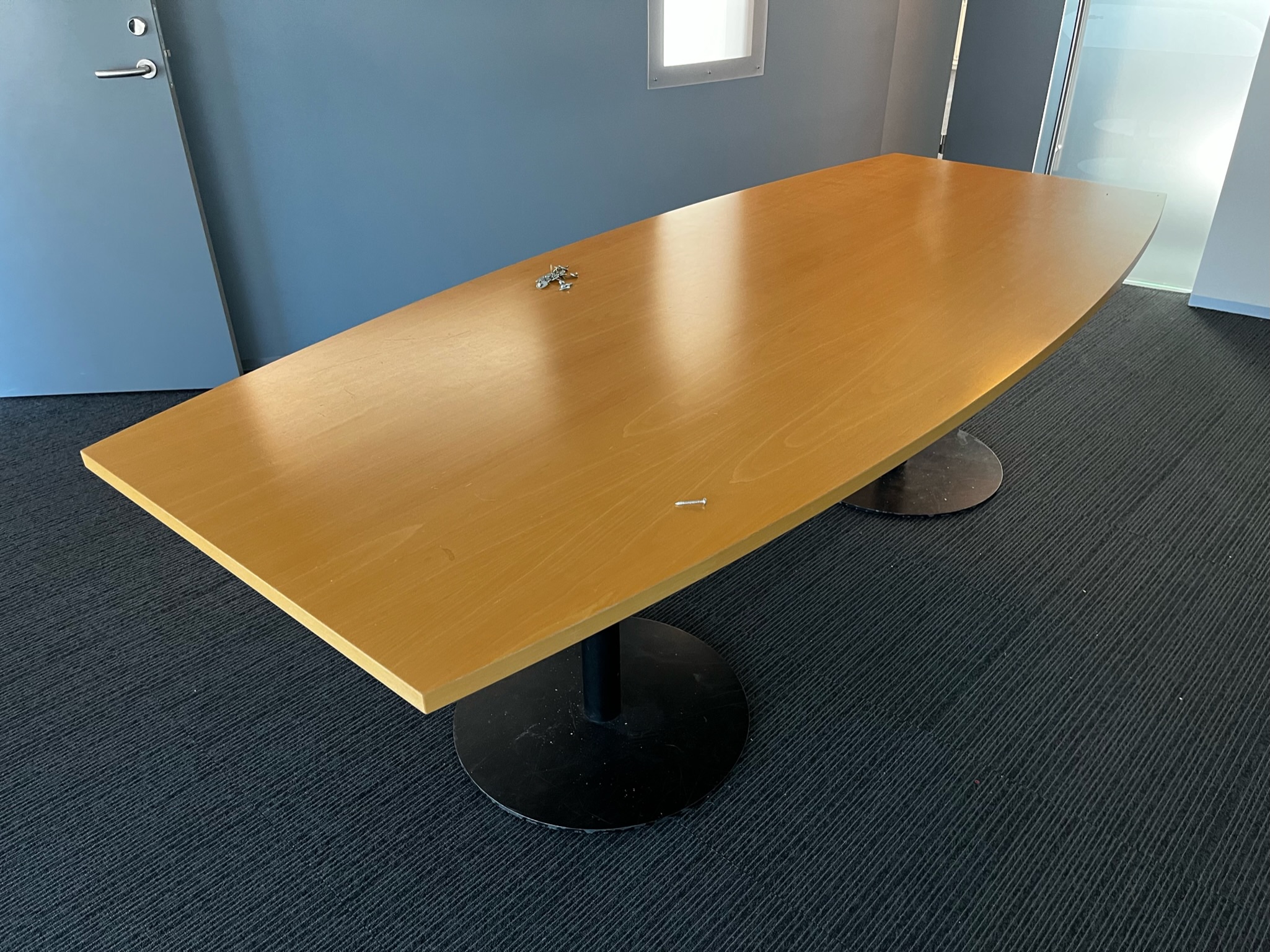 SELT / SOLD Fundarborð - 250 x 110 sm. (6-8 manna)