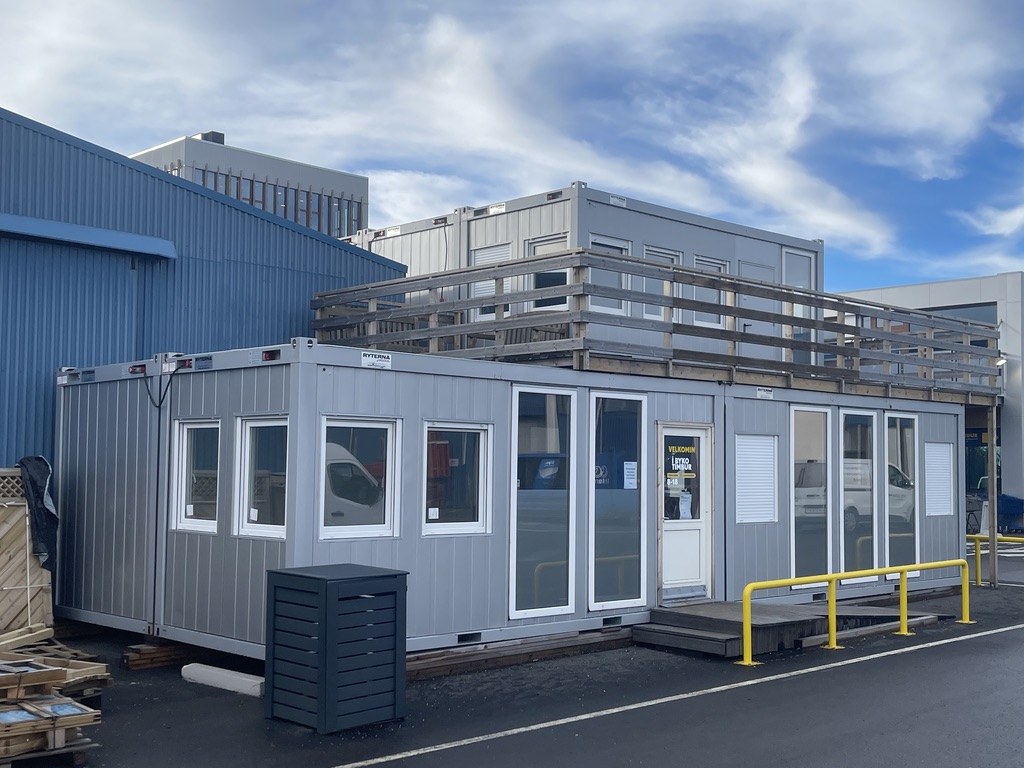 SELT / SOLD - Gámahús, kennslustofur, vinnubúðir, mötuneyti - 6+3 eða 9 einingar 2