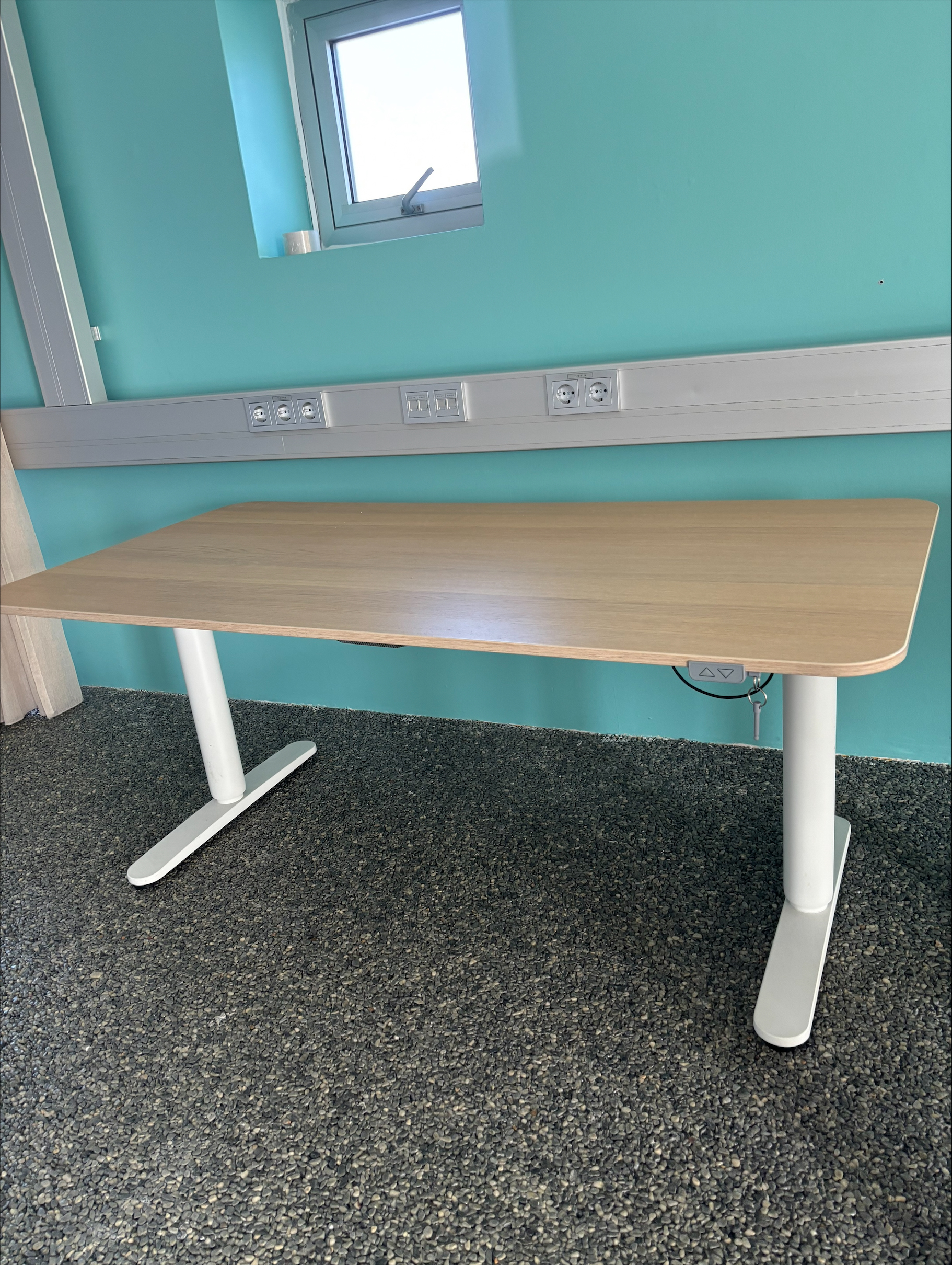 SELT / SOLD - IKEA rafmagnsborð 160 x 80 sm - 5 stk 5