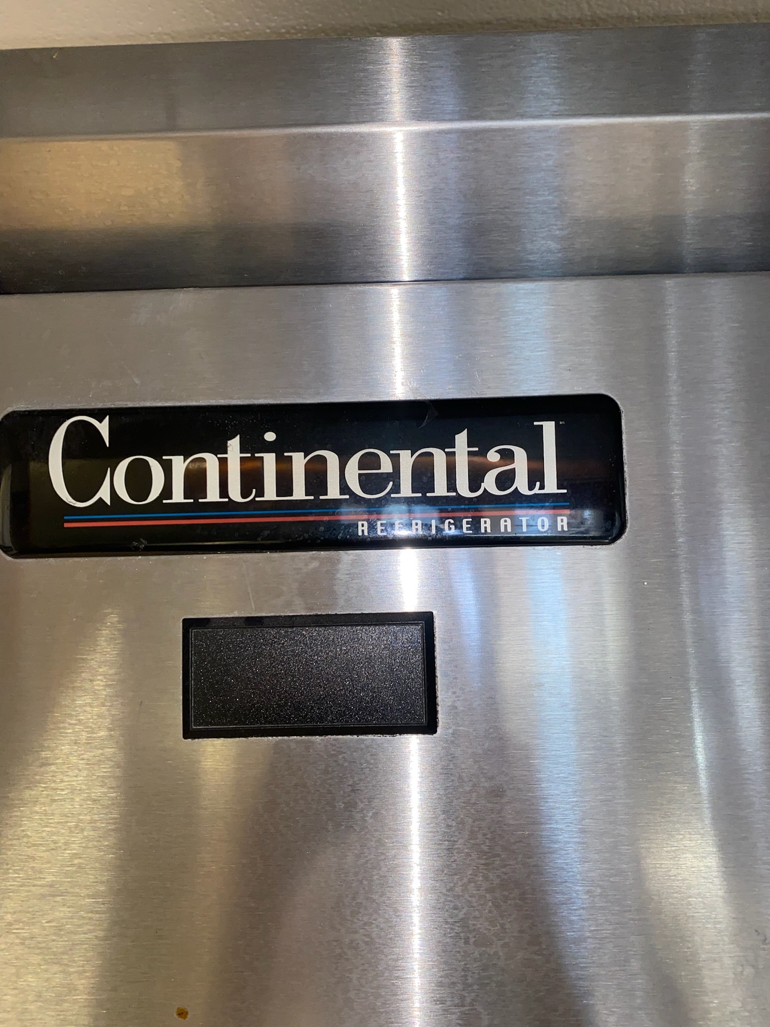 SELT / SOLD Continental kæliskápur tvöfaldur 3