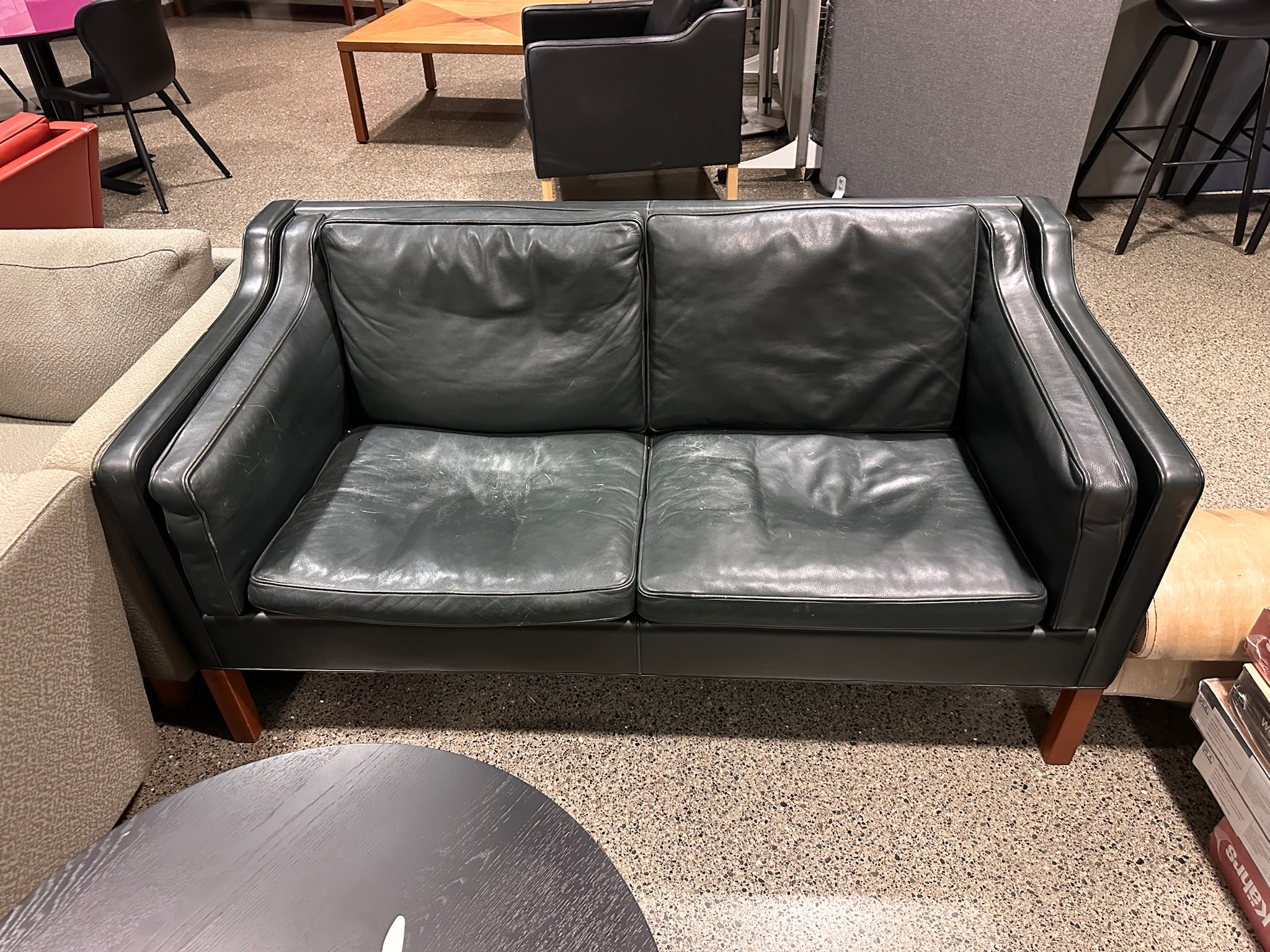 SELT / SOLD Børge Mogensen - handsmíðaður leðursófi - 2gja manna 3