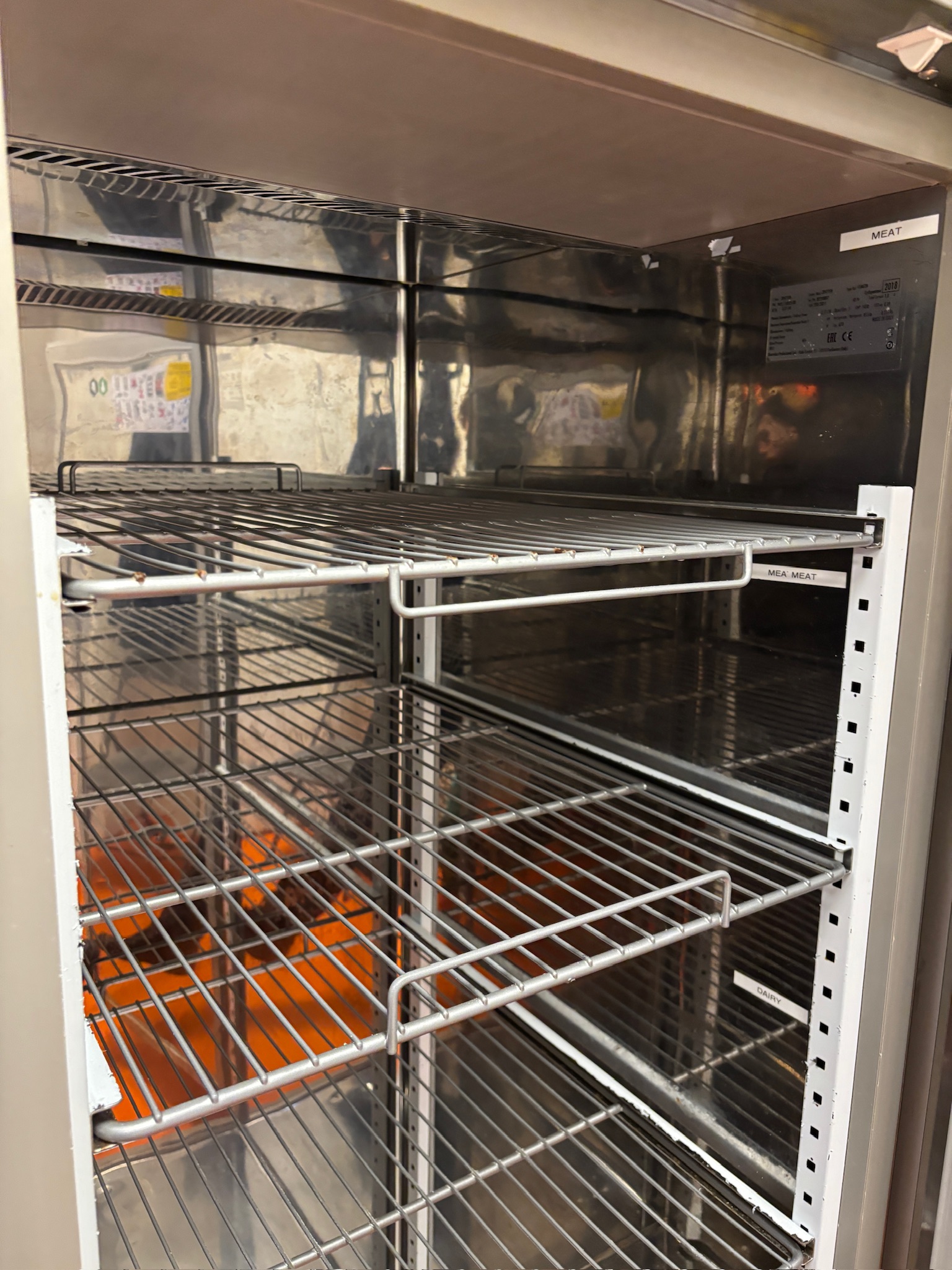 SELT / SOLD Zanussi kæliskápur 5