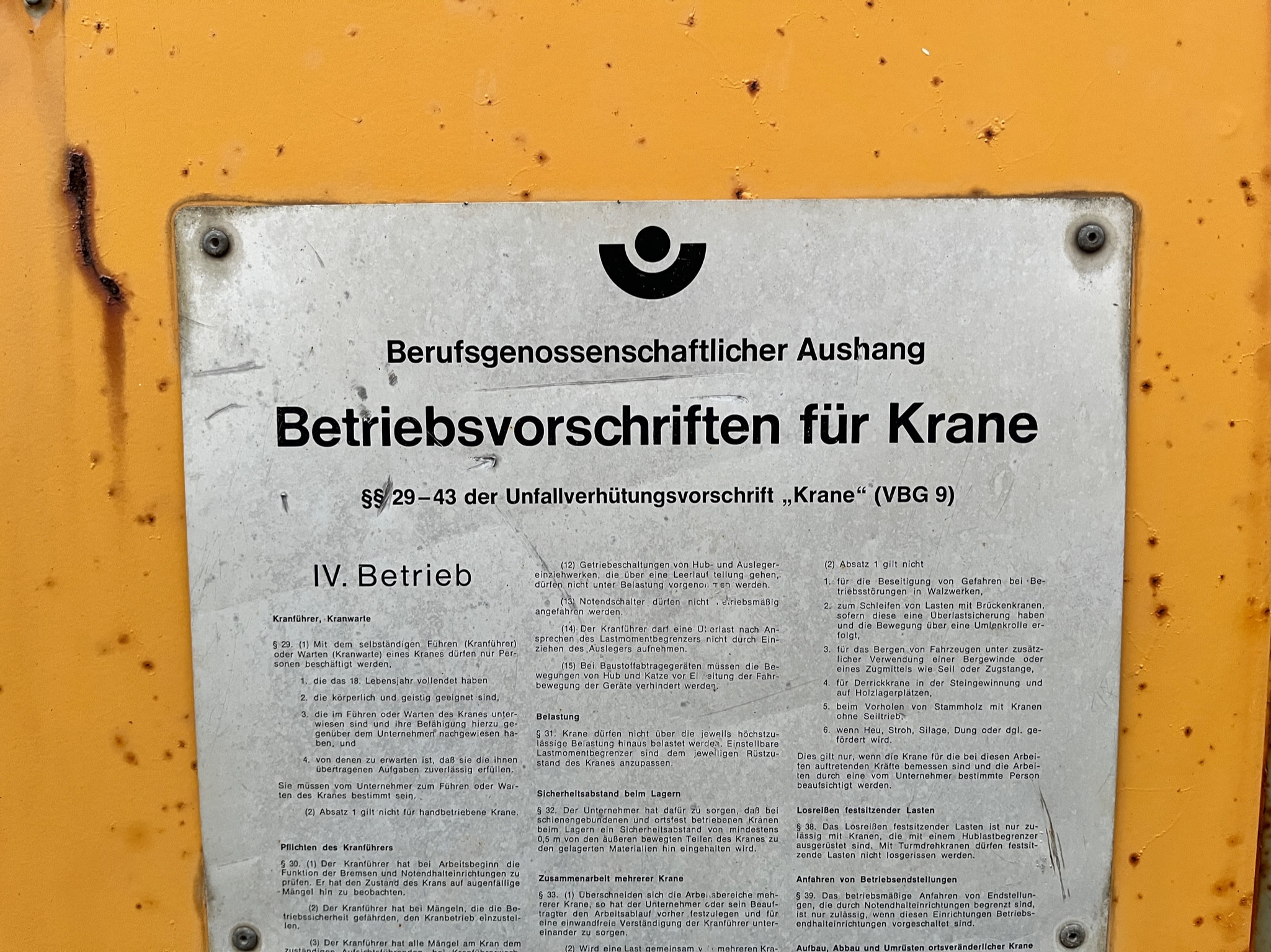 SELT / SOLD - Endurnýtt - Liebherr byggingakrani 63K AB 0325 14
