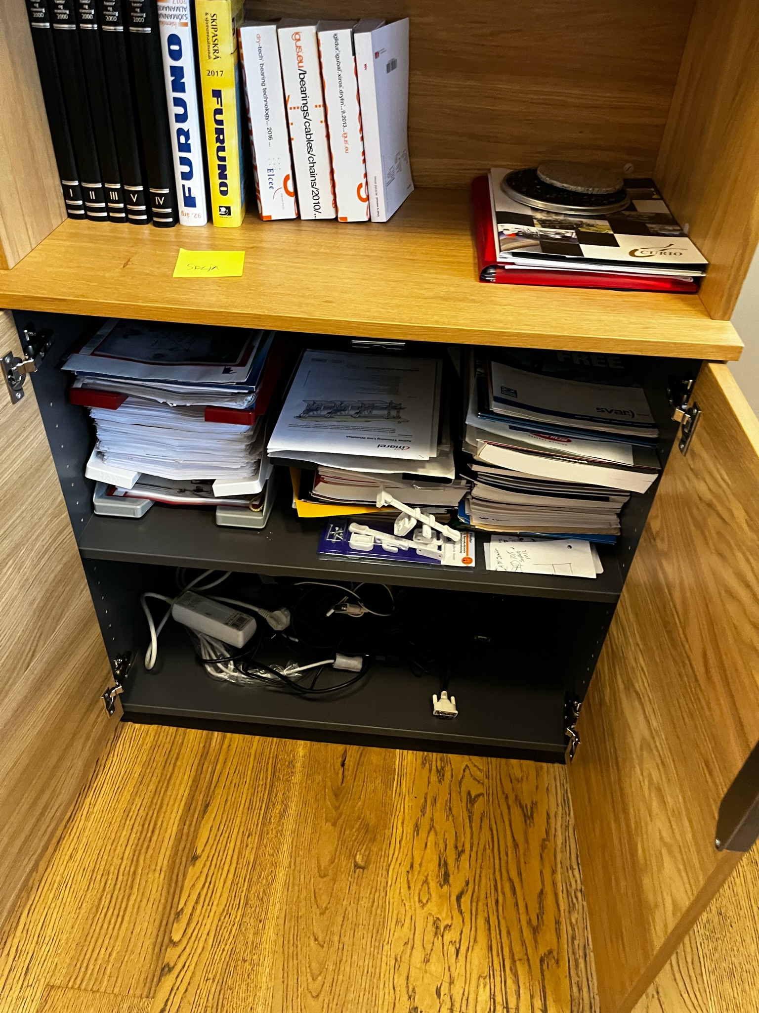SELT / SOLD IKEA skrifstofuskápar (2 stk.) 4