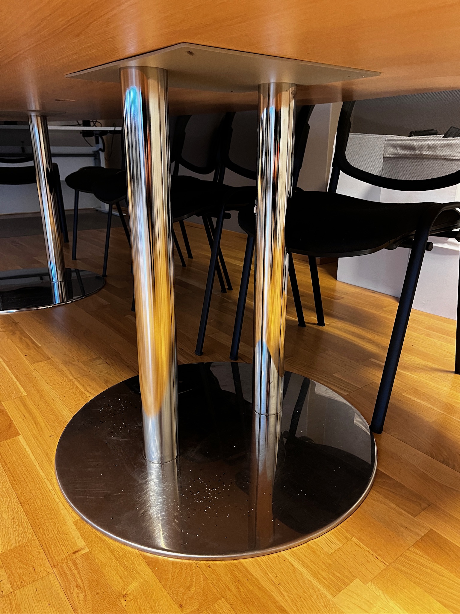 SELT / SOLD Fundarborð, 10 til 12 manna, L280 x B130 sm. 6