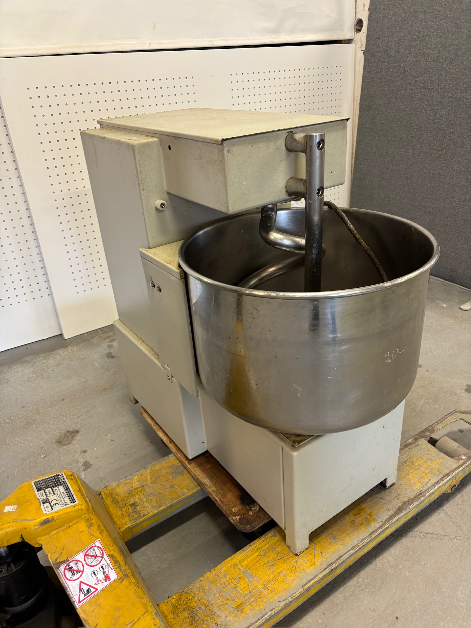 SELT / SOLD OEM hrærivél 2