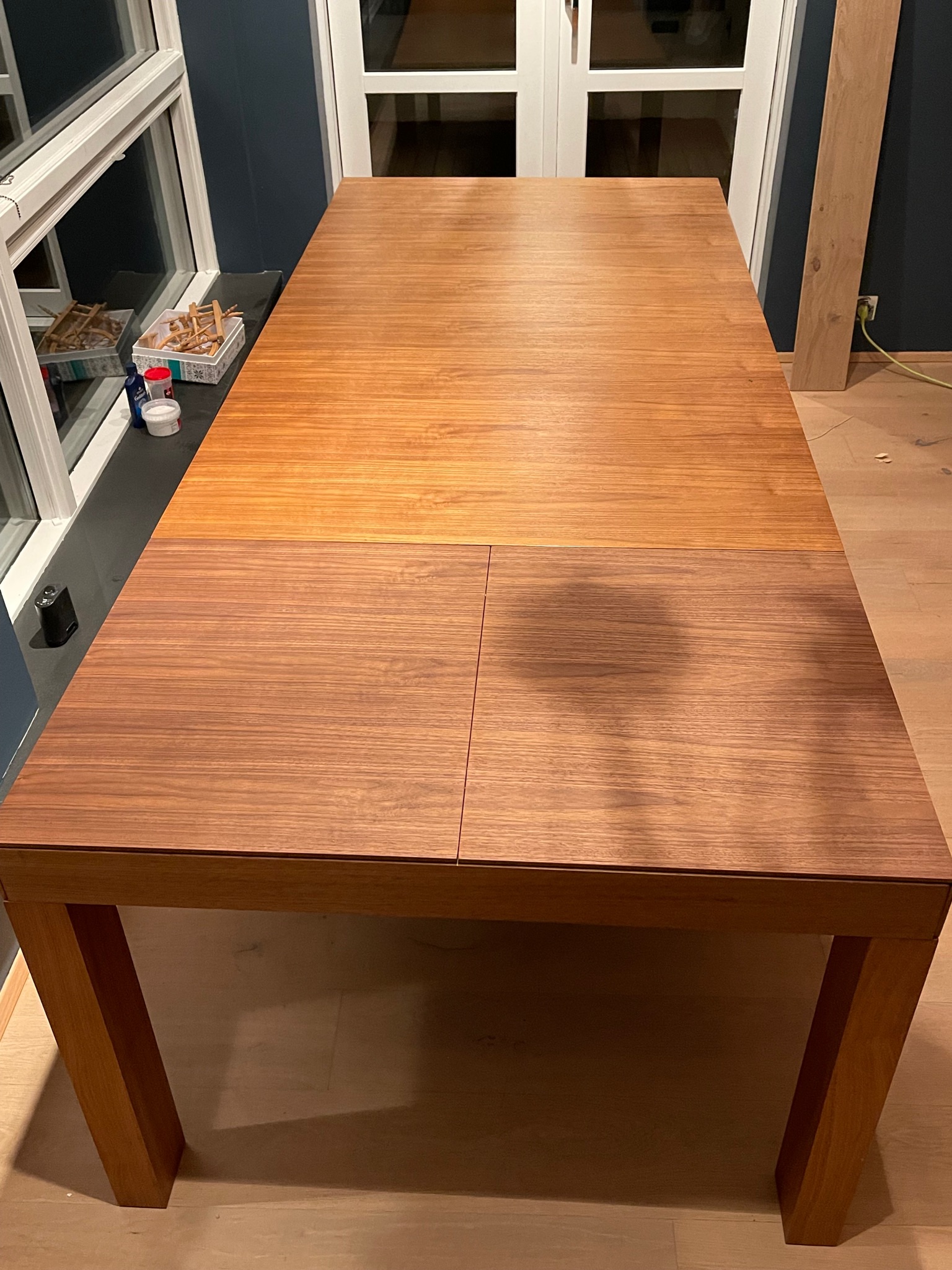 SELT / SOLD Glæsilegt eldhús/borðstofuborð (stækkanlegt) 8