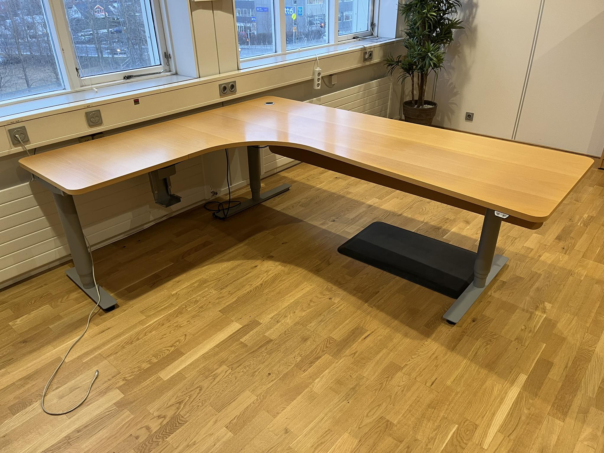 SELT / SOLD Rafmagnshornborð m/blygðunarspjaldi frá Á. Guðmundsson 2