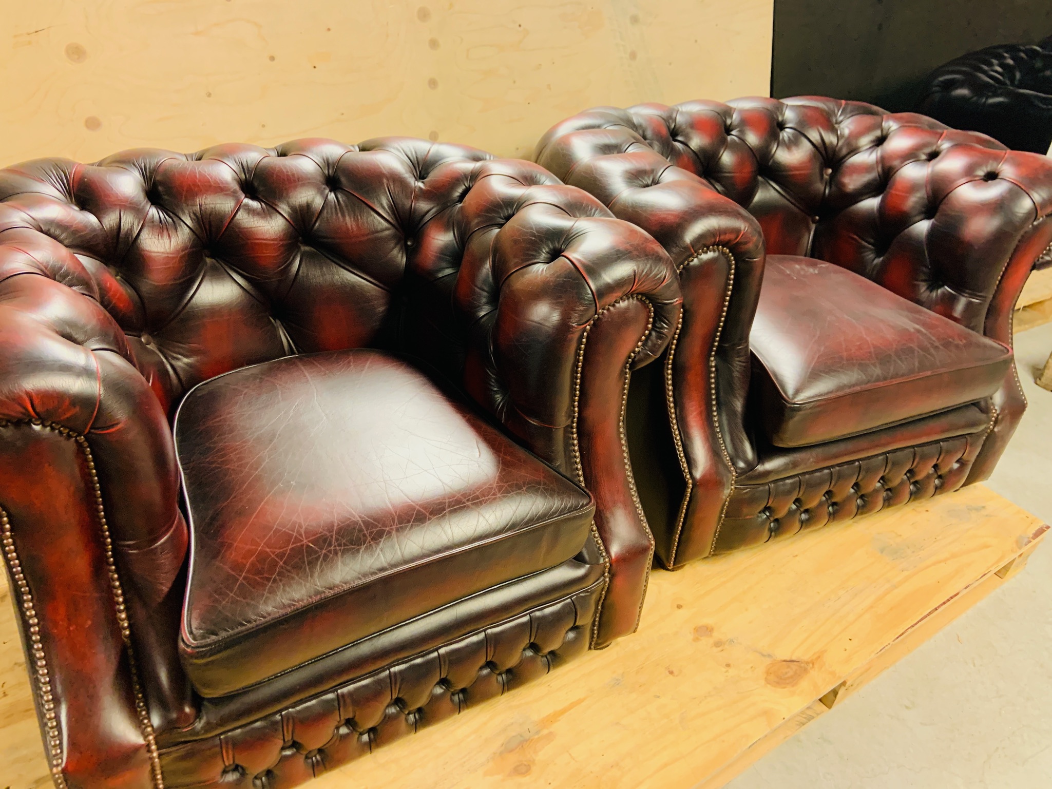 SELT / SOLD-Chesterfield sófasett 3+1+1 2