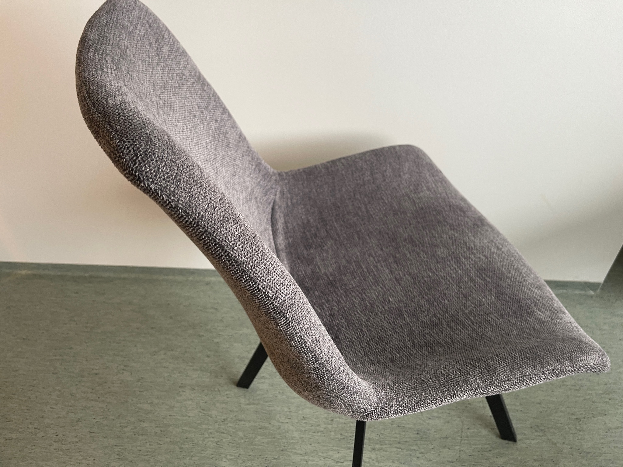 SELT / SOLD JYSK HYGUM borðstofustóll með snúningi grár/svartur - (4 stk) 5