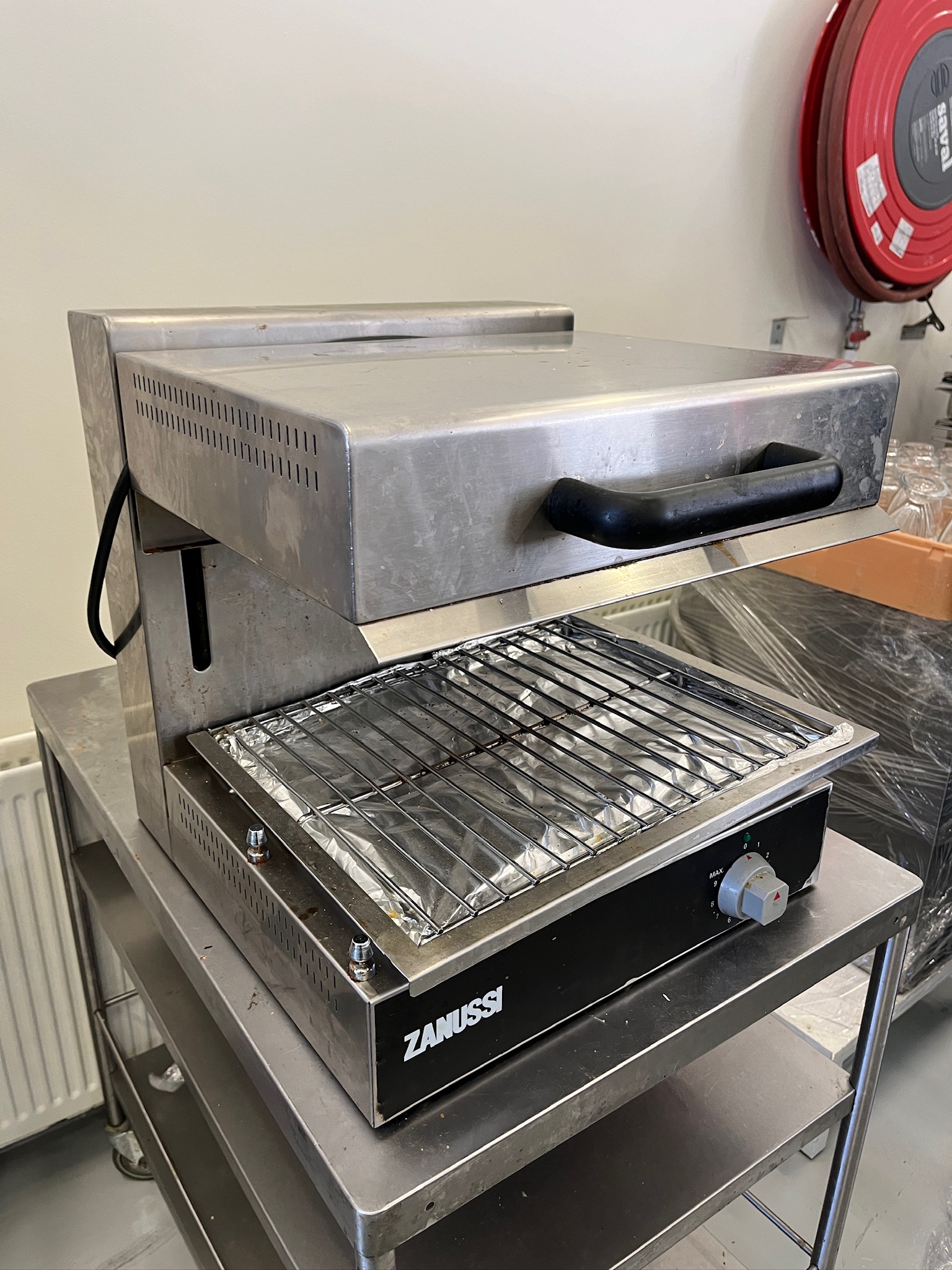 SELT / SOLD Zanussi salamander grill