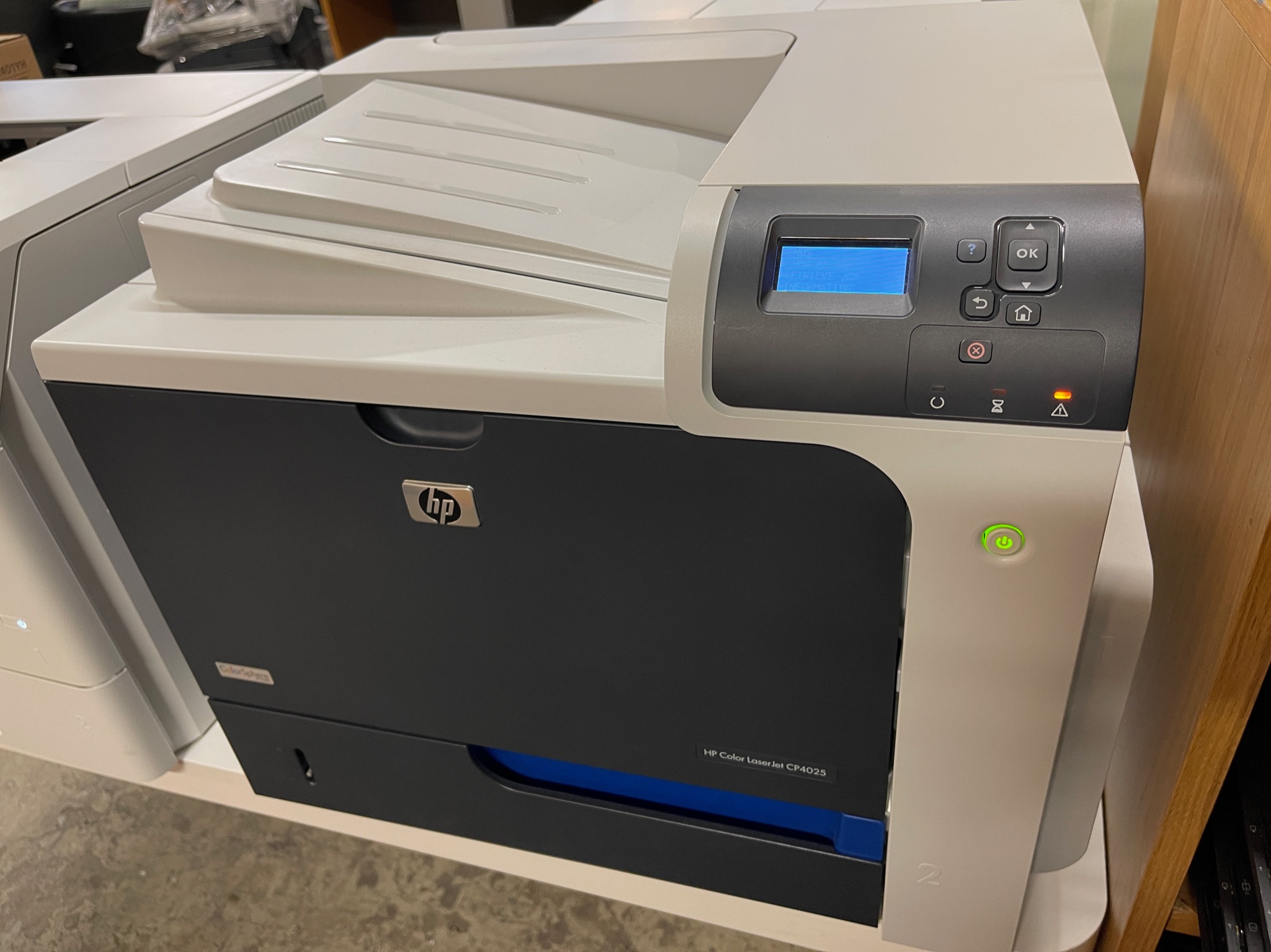 SELT / SOLD -HP Color LaserJet CP4025