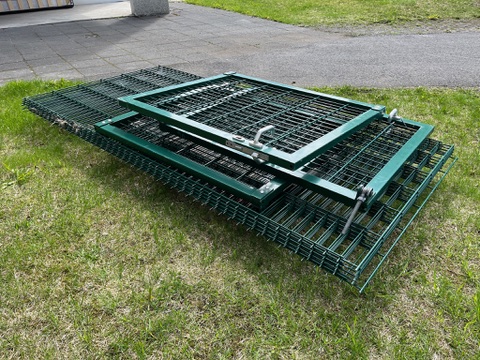 SELT / SOLD - Grindur - grindverk, L248 x H120 sm, 40 lengdarmetrar 8