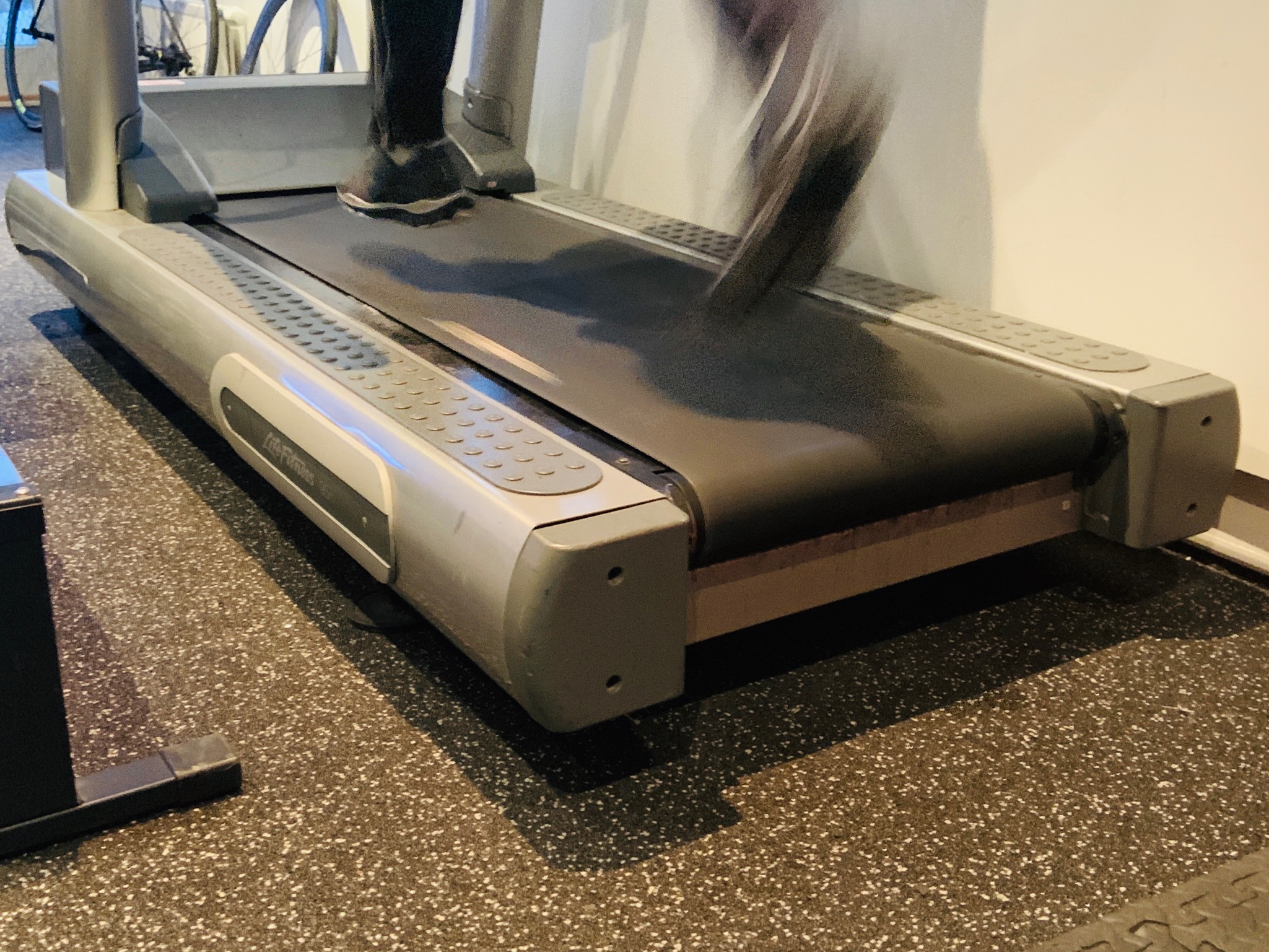 SELT/SOLD-Life Fitness 95ti 4