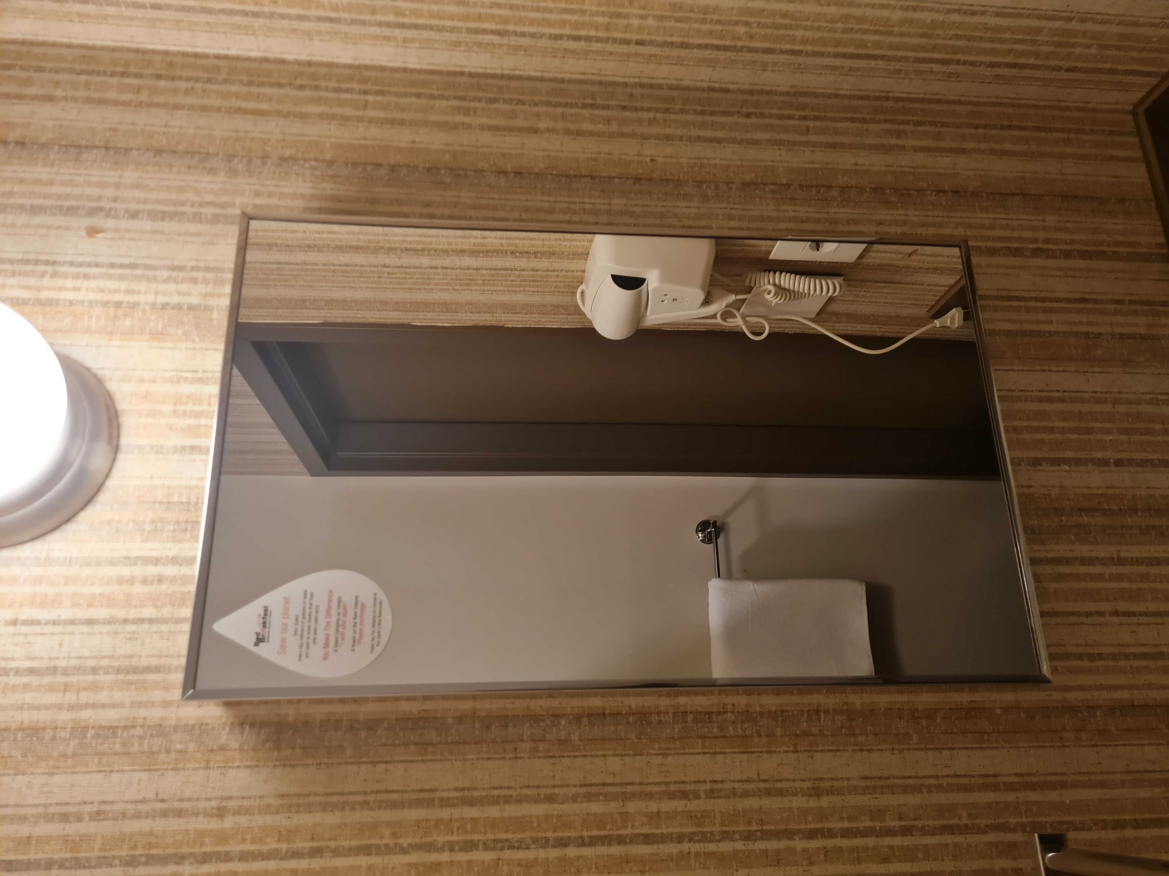 SELT / SOLD - Speglaskápur fyrir baðherbergið 30 stk.