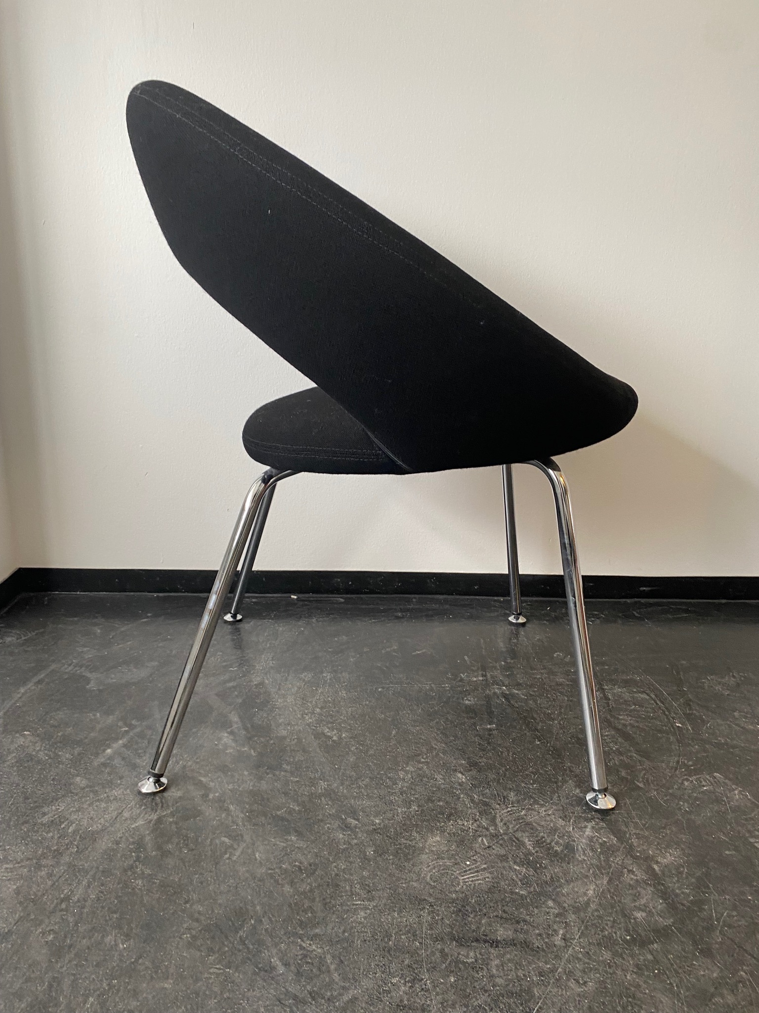 SELT / SOLD Artifort hönnunarstóll 2