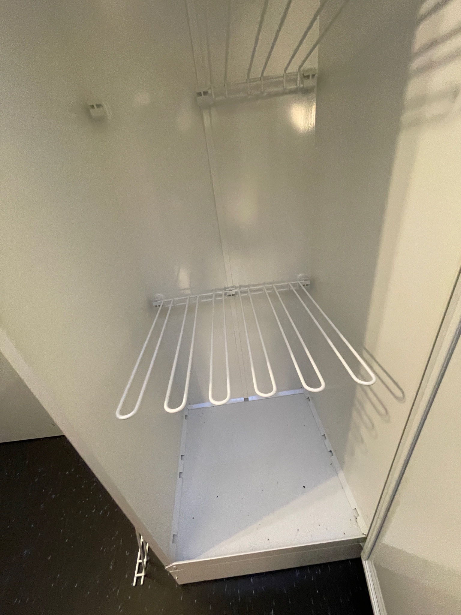 SELT / SOLD Þurrkskápur frá Electrolux 185 x 60 x 62 sm. 4