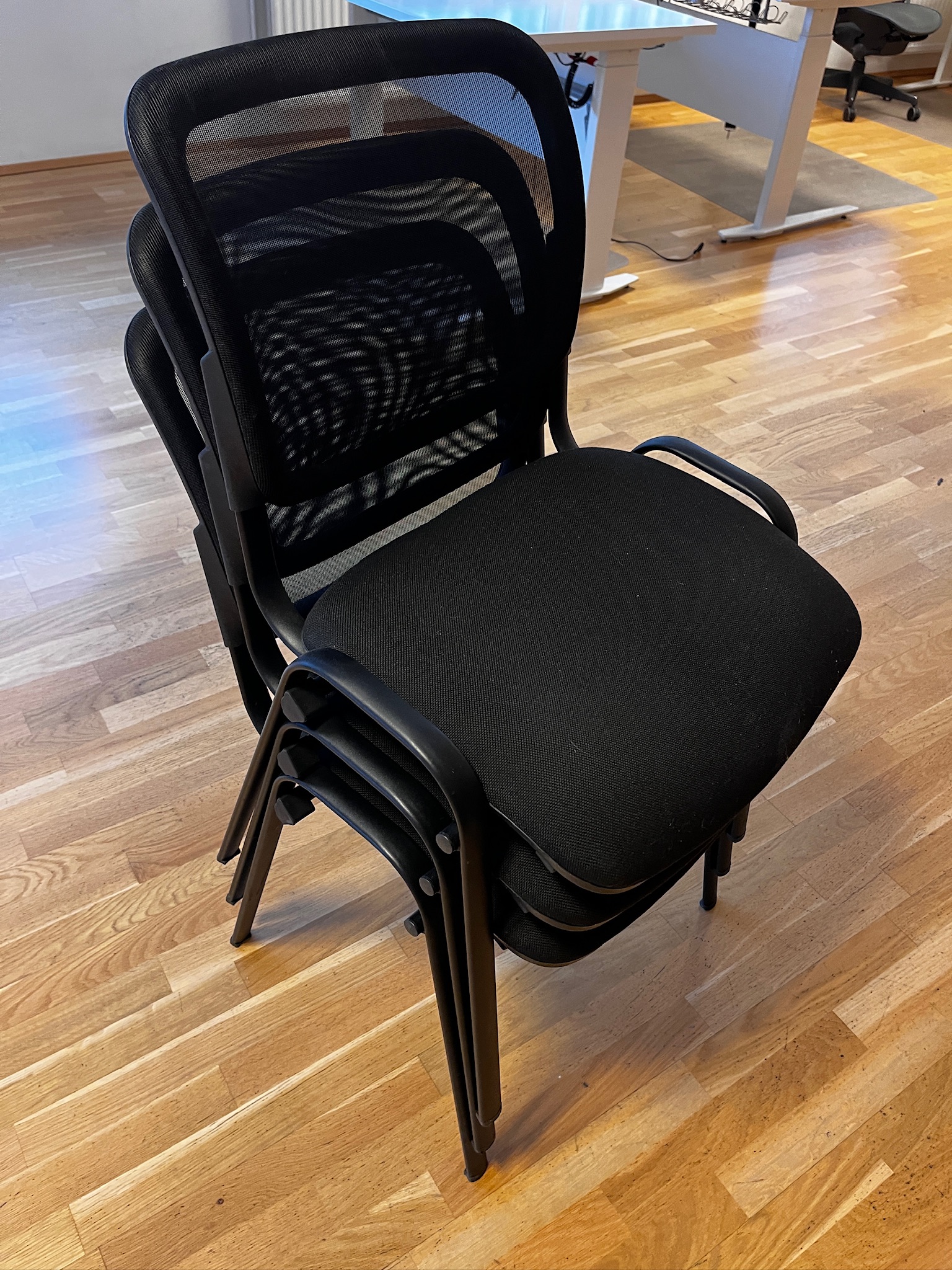 SELT / SOLD Mötuneytisstólar / fundarstólar 2