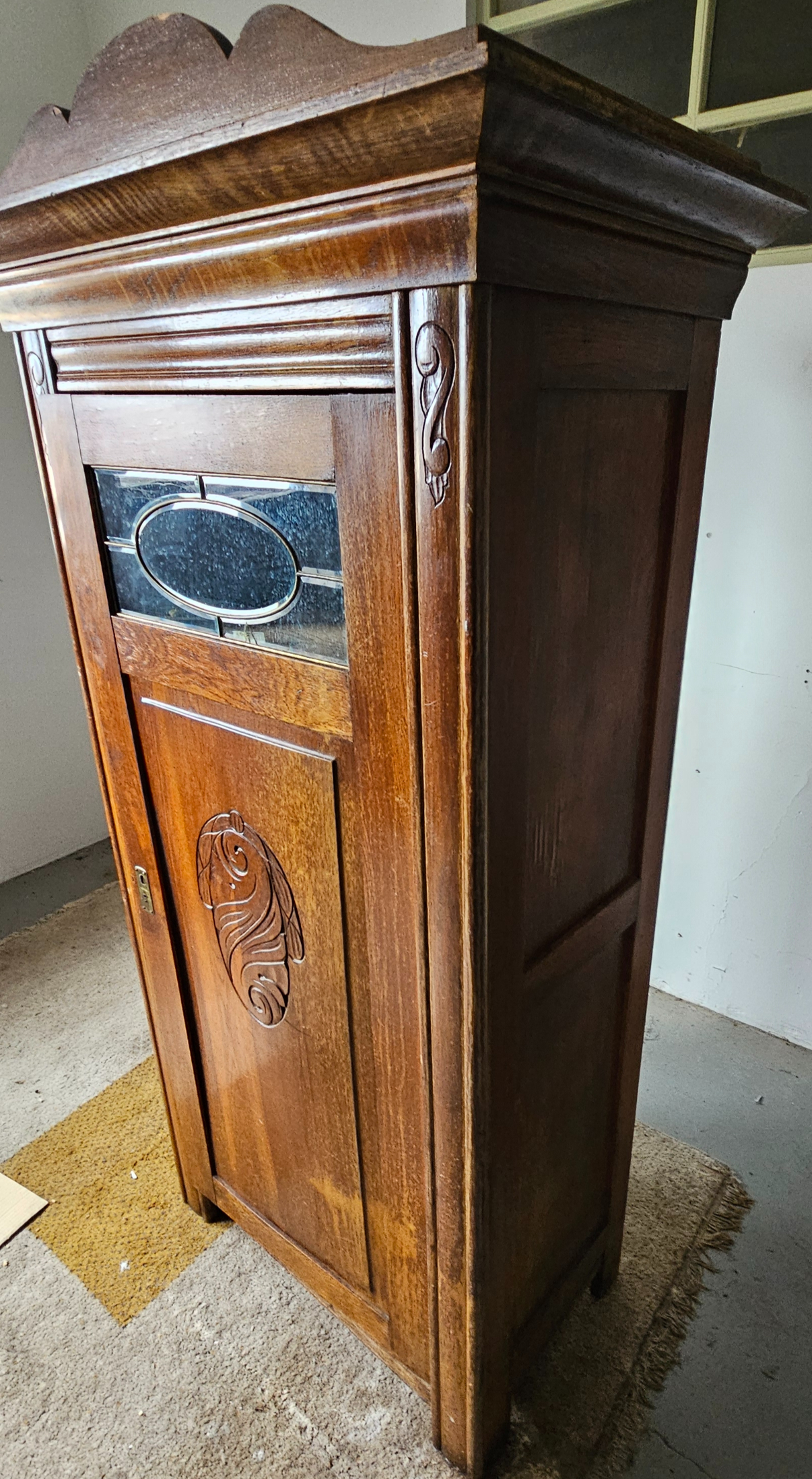 Antik skápur - H160xB80xD40 sm.